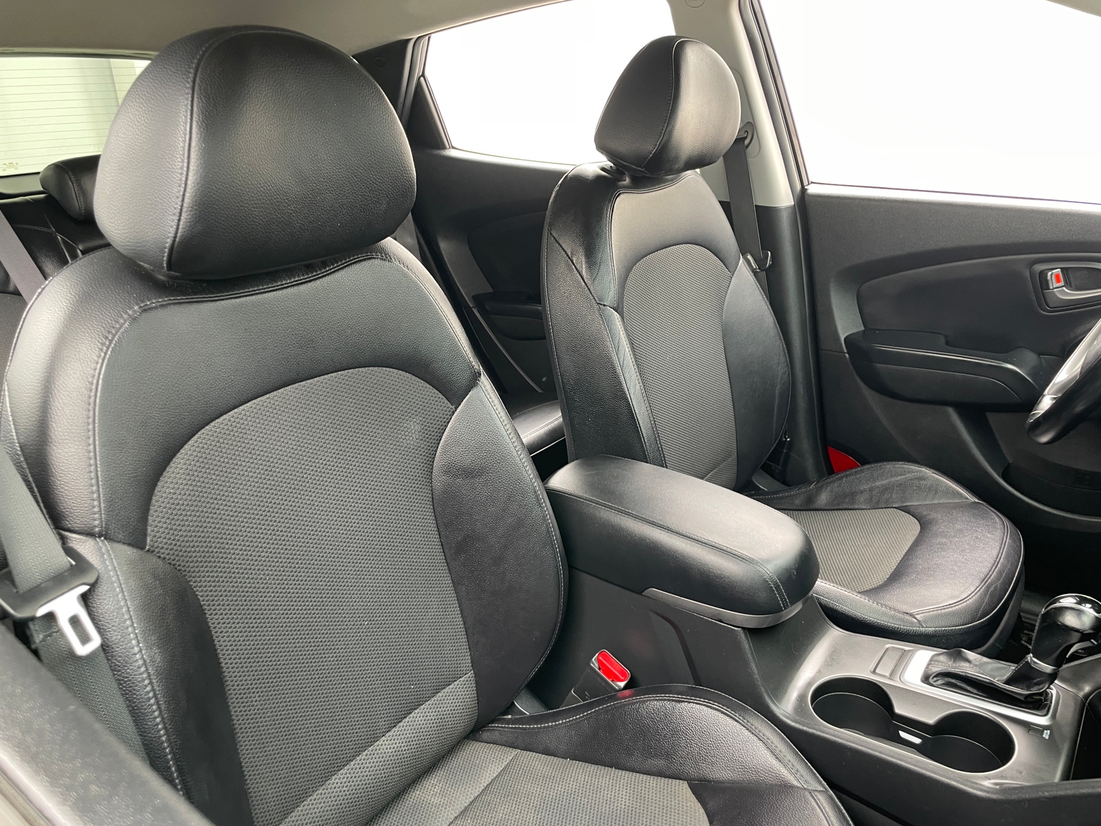 Thumbnail: 2015 Hyundai Tucson - 2