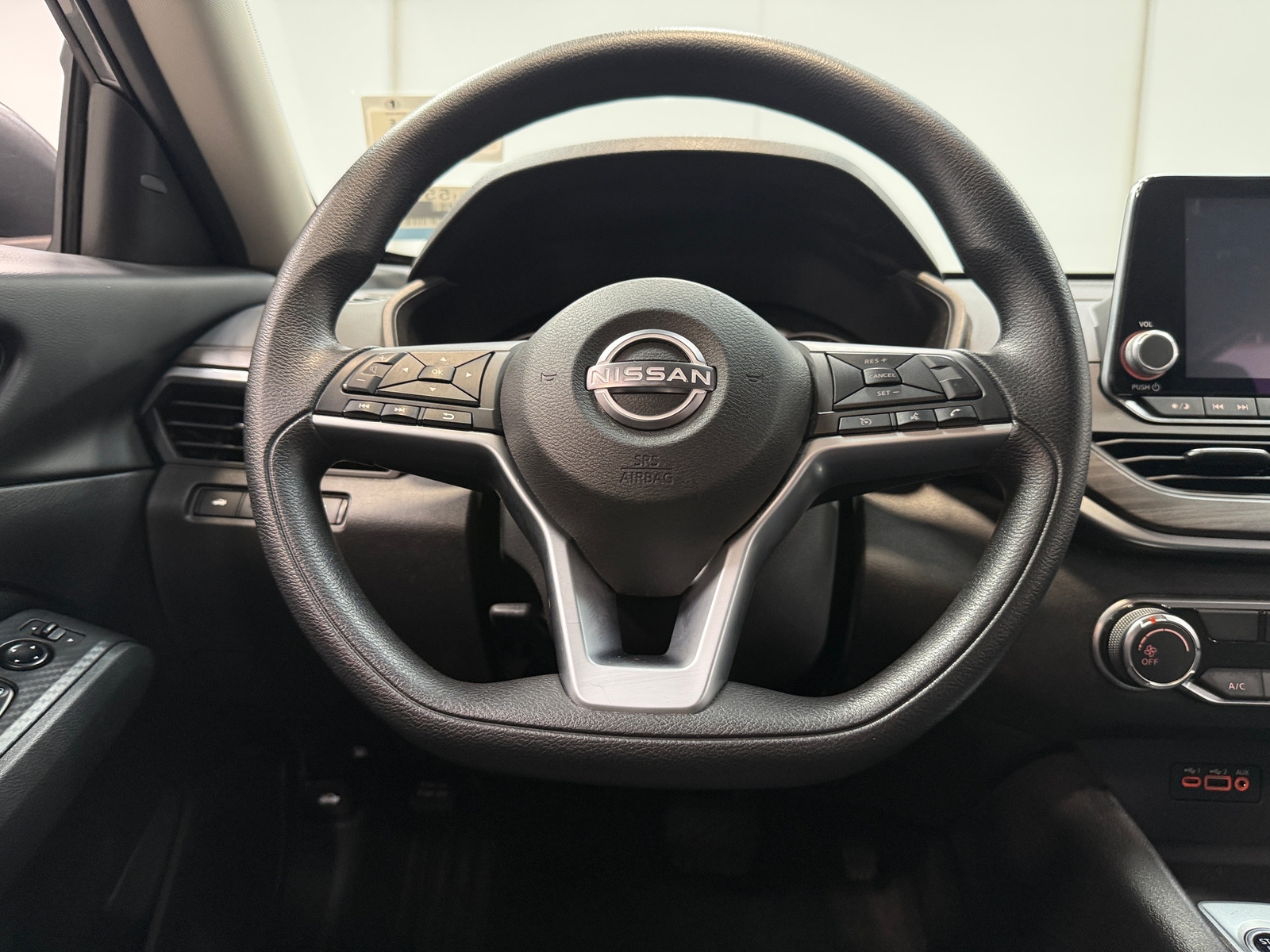 Thumbnail: 2025 Nissan Altima - 5