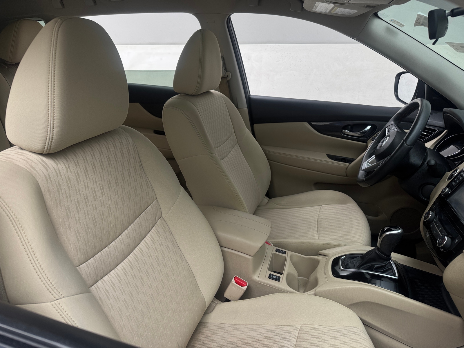 Thumbnail: 2017 Nissan Rogue - 2