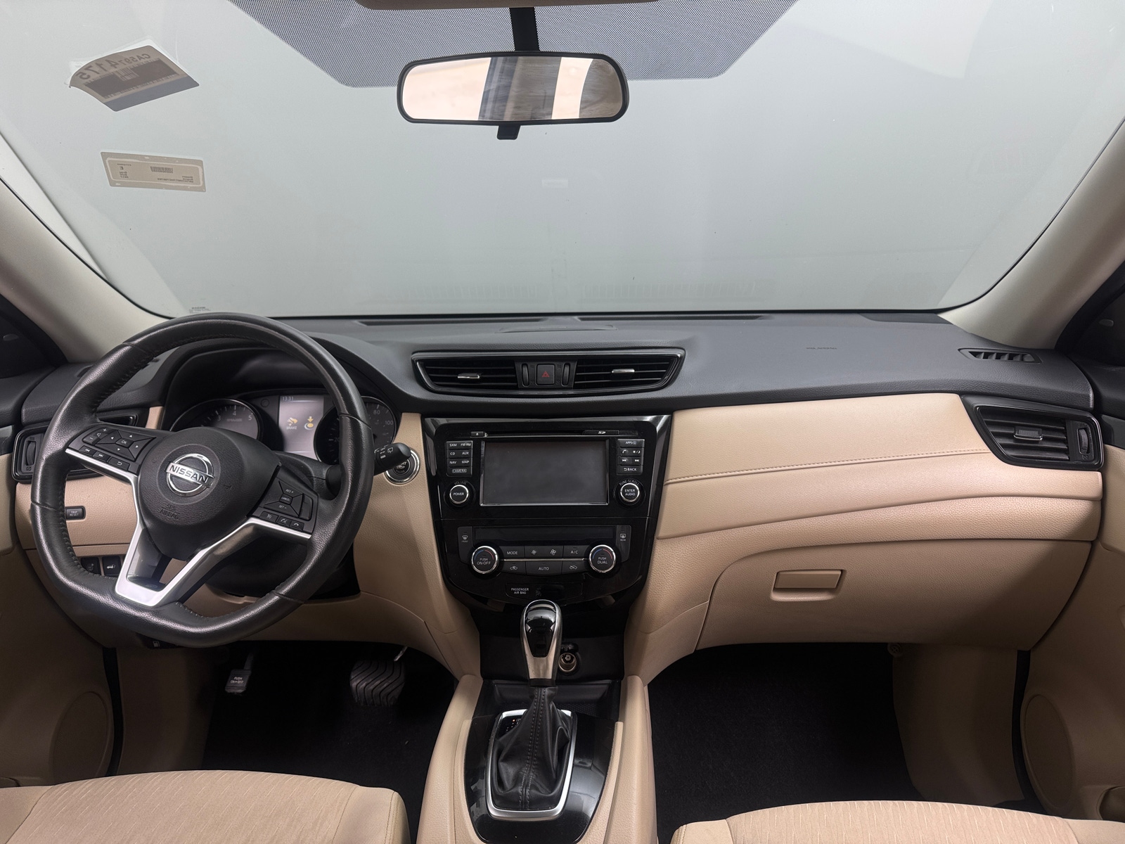 Thumbnail: 2017 Nissan Rogue - 3