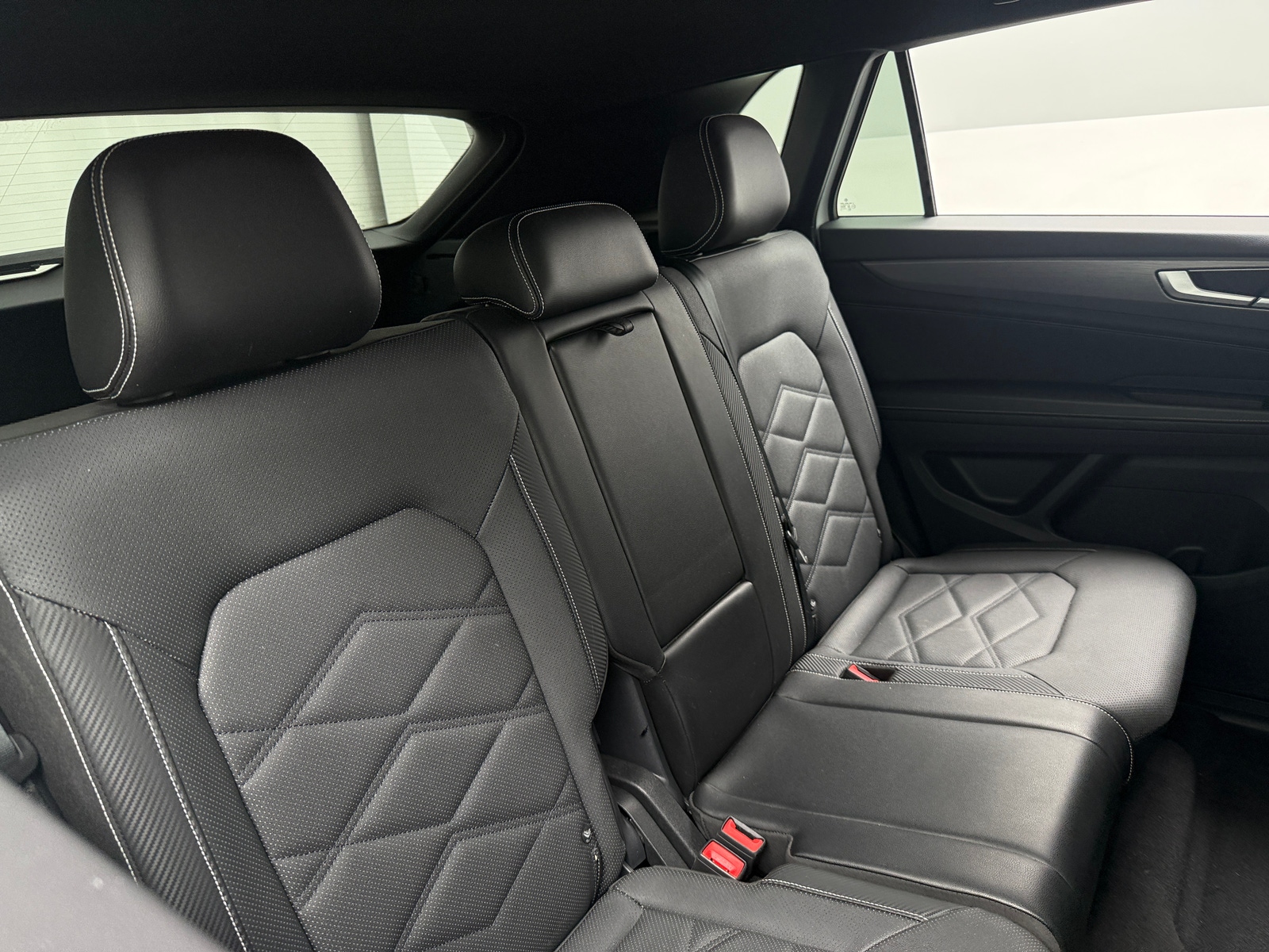 Thumbnail: 2024 Volkswagen Atlas - 5