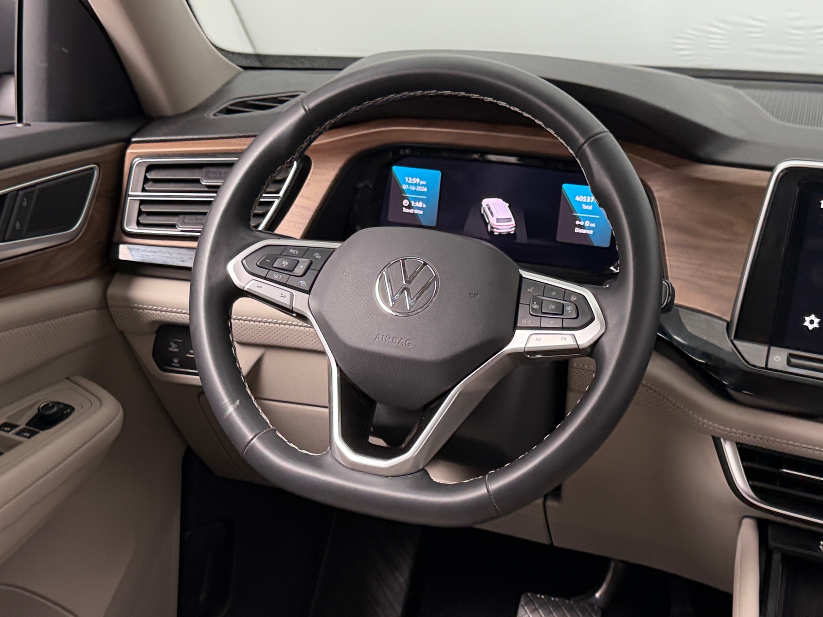 Thumbnail: 2024 Volkswagen Atlas - 4
