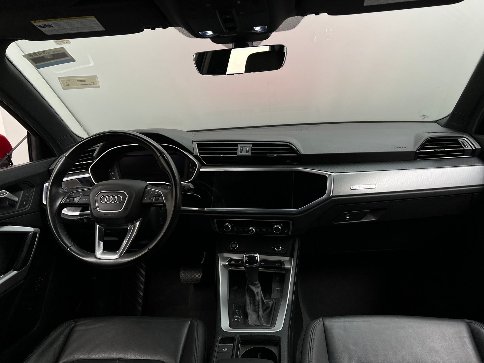Thumbnail: 2024 Audi Q3 - 2