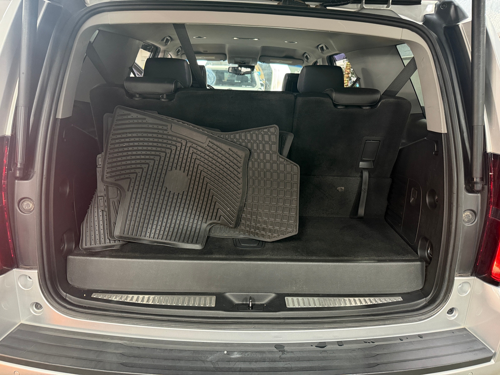 Thumbnail: 2019 Chevrolet Tahoe - 6