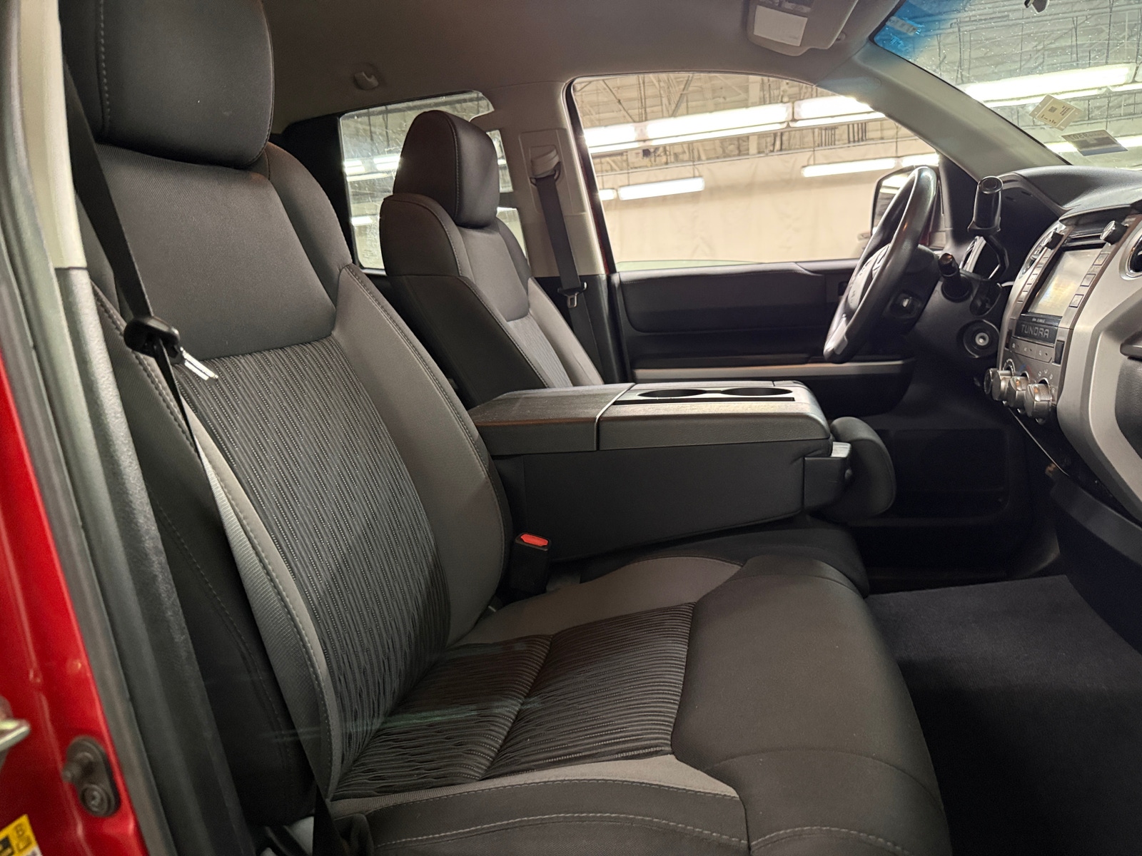 Thumbnail: 2016 Toyota Tundra - 2