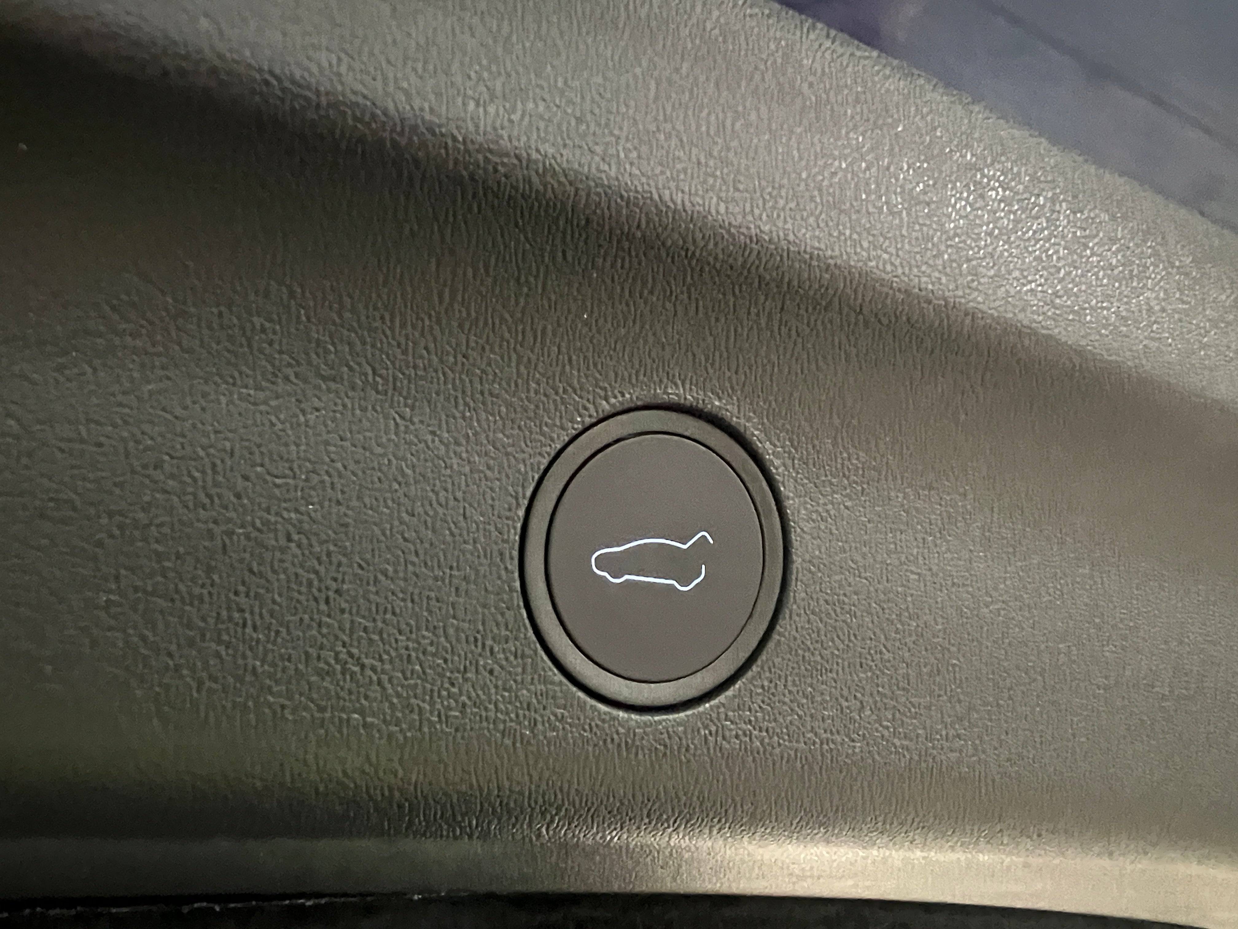 Used 2023 Tesla Model Y Performance with VIN 7SAYGDEF8PF823549 for sale in Oak Creek, WI