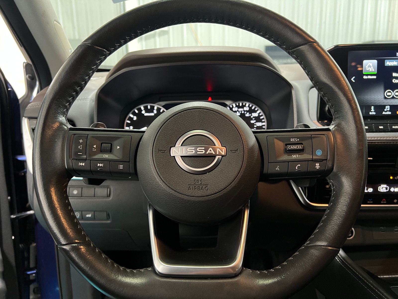 Thumbnail: 2023 Nissan Rogue - 4