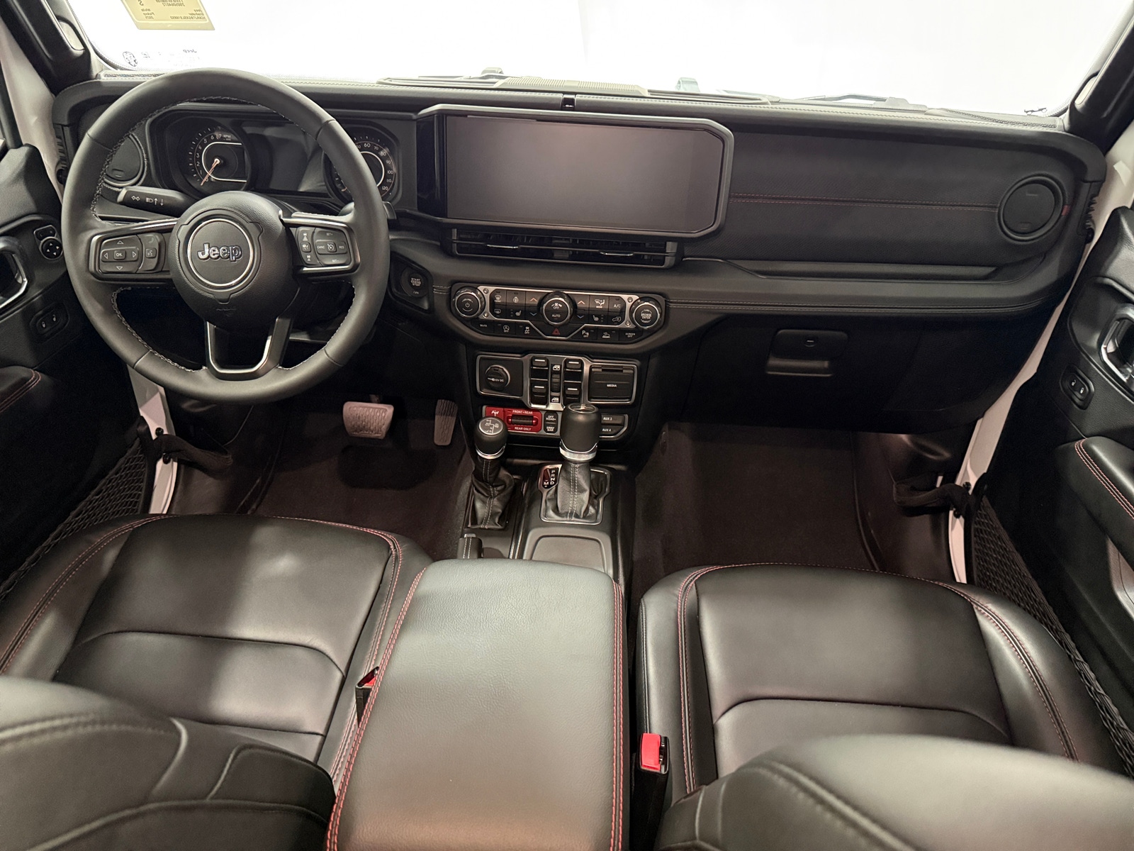 Thumbnail: 2025 Jeep Gladiator - 2