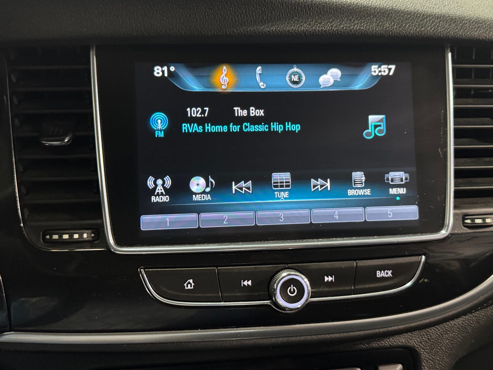 Thumbnail: 2019 Buick Encore - 3