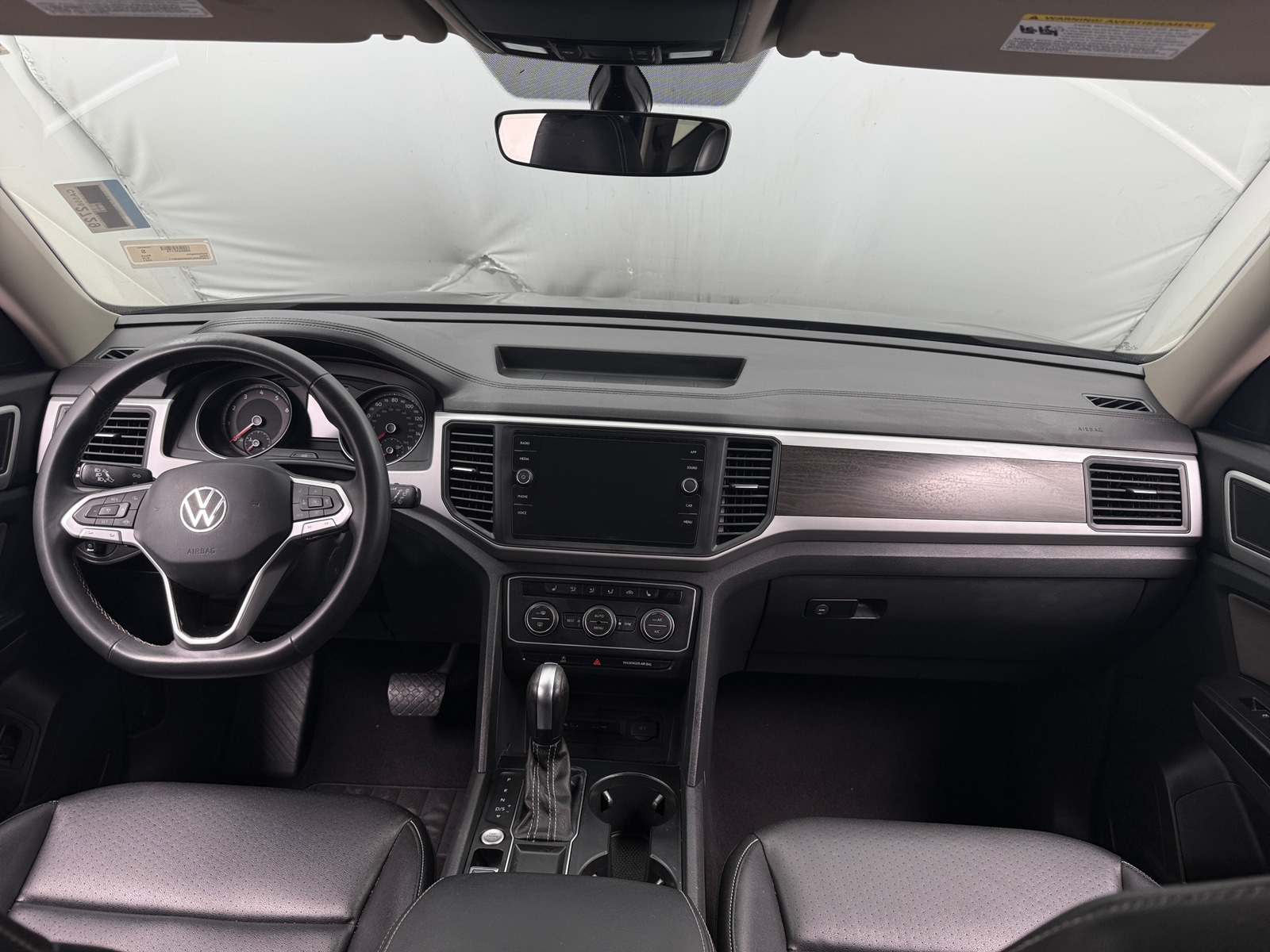 Thumbnail: 2021 Volkswagen Atlas - 3