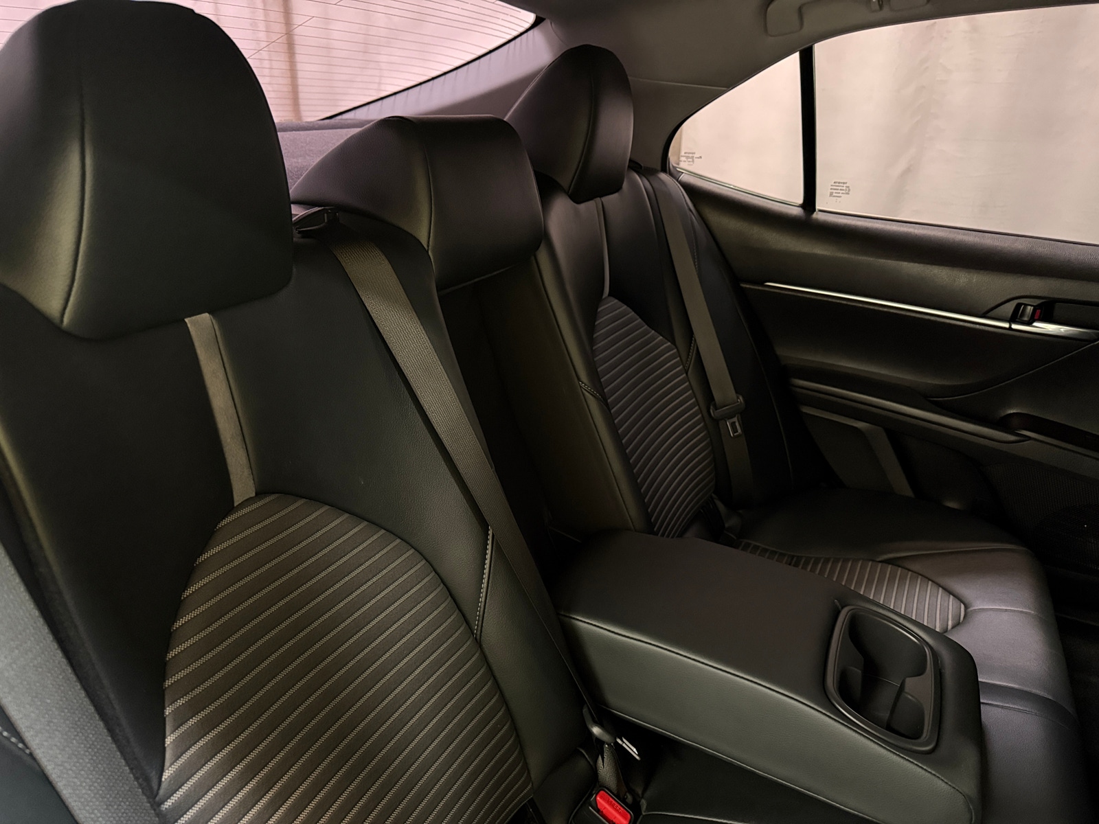 Thumbnail: 2022 Toyota Camry - 6