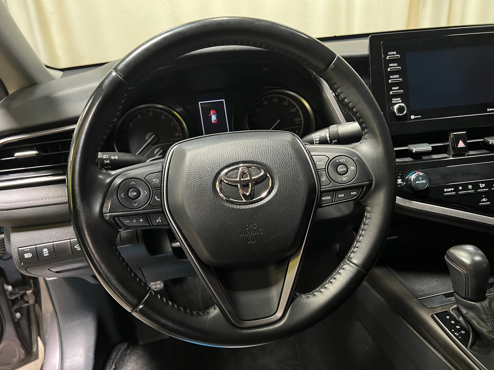 Thumbnail: 2022 Toyota Camry - 5