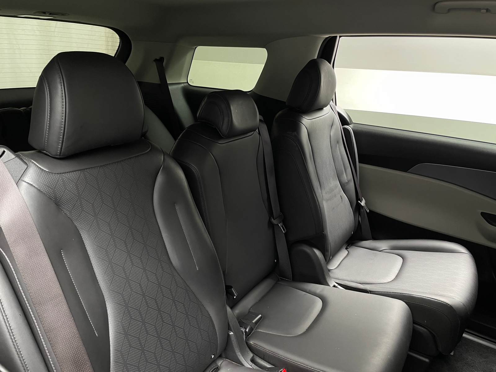 Thumbnail: 2024 Kia Carnival - 5
