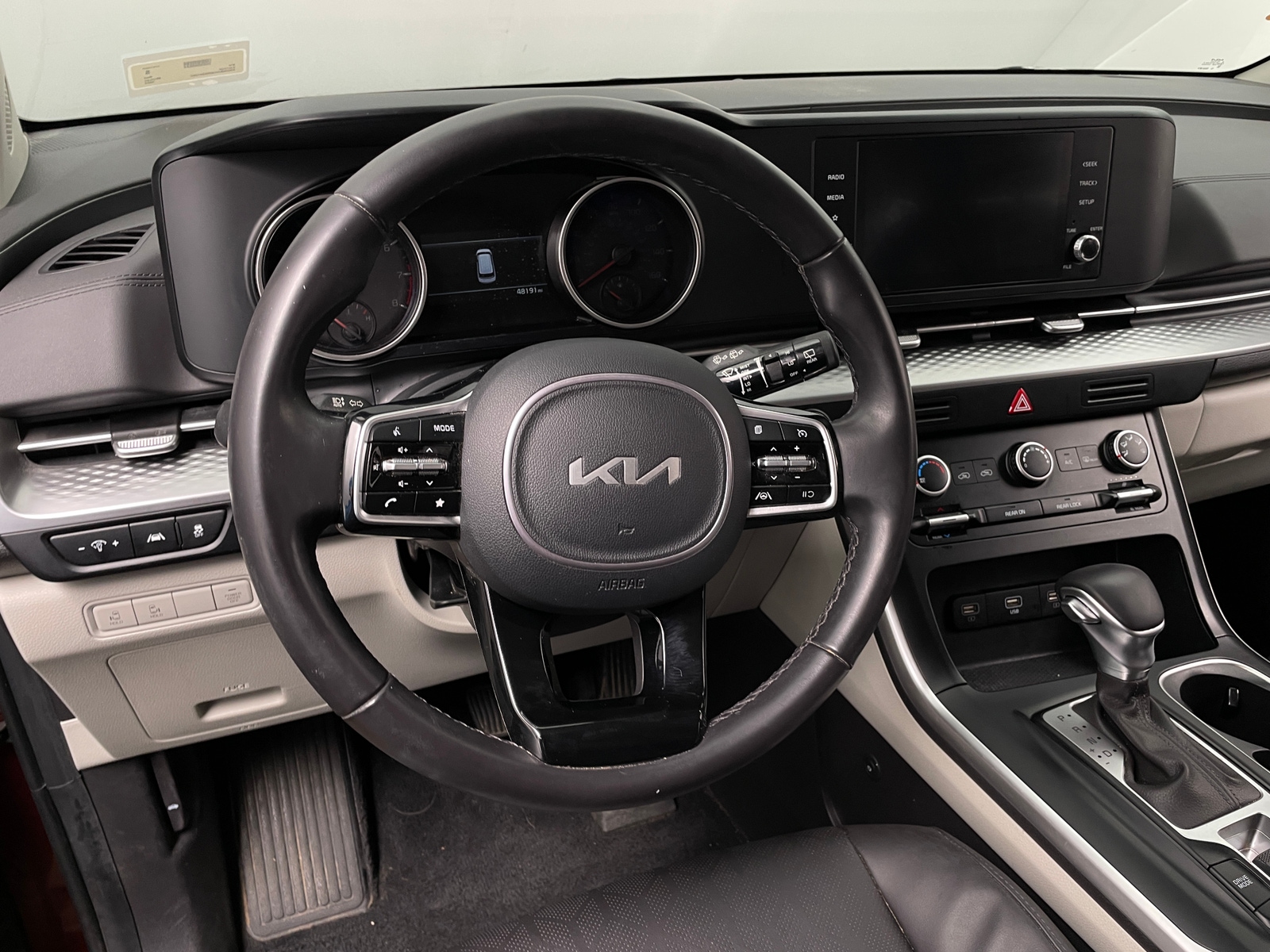 Thumbnail: 2024 Kia Carnival - 4