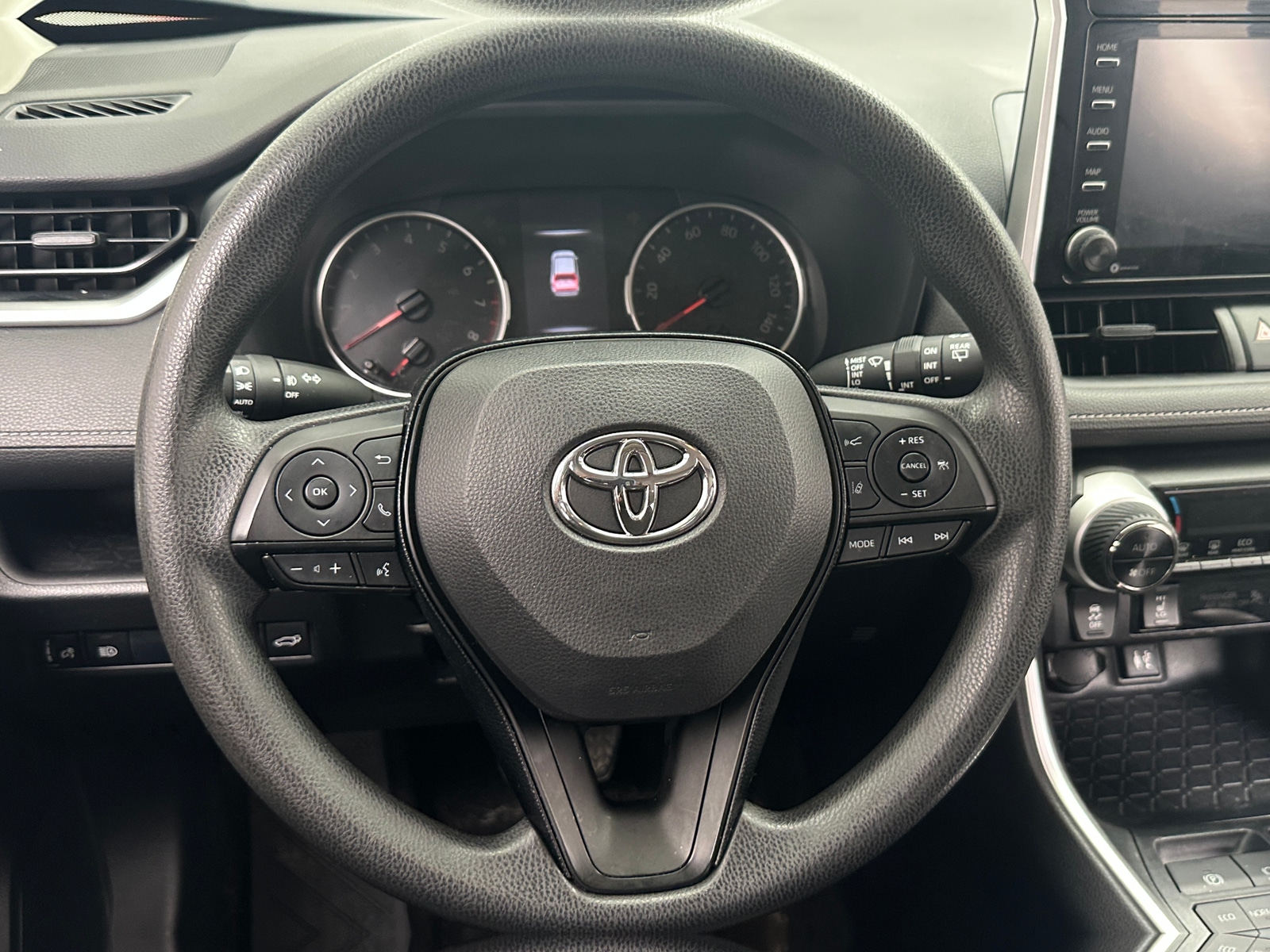 Thumbnail: 2019 Toyota RAV4 - 5