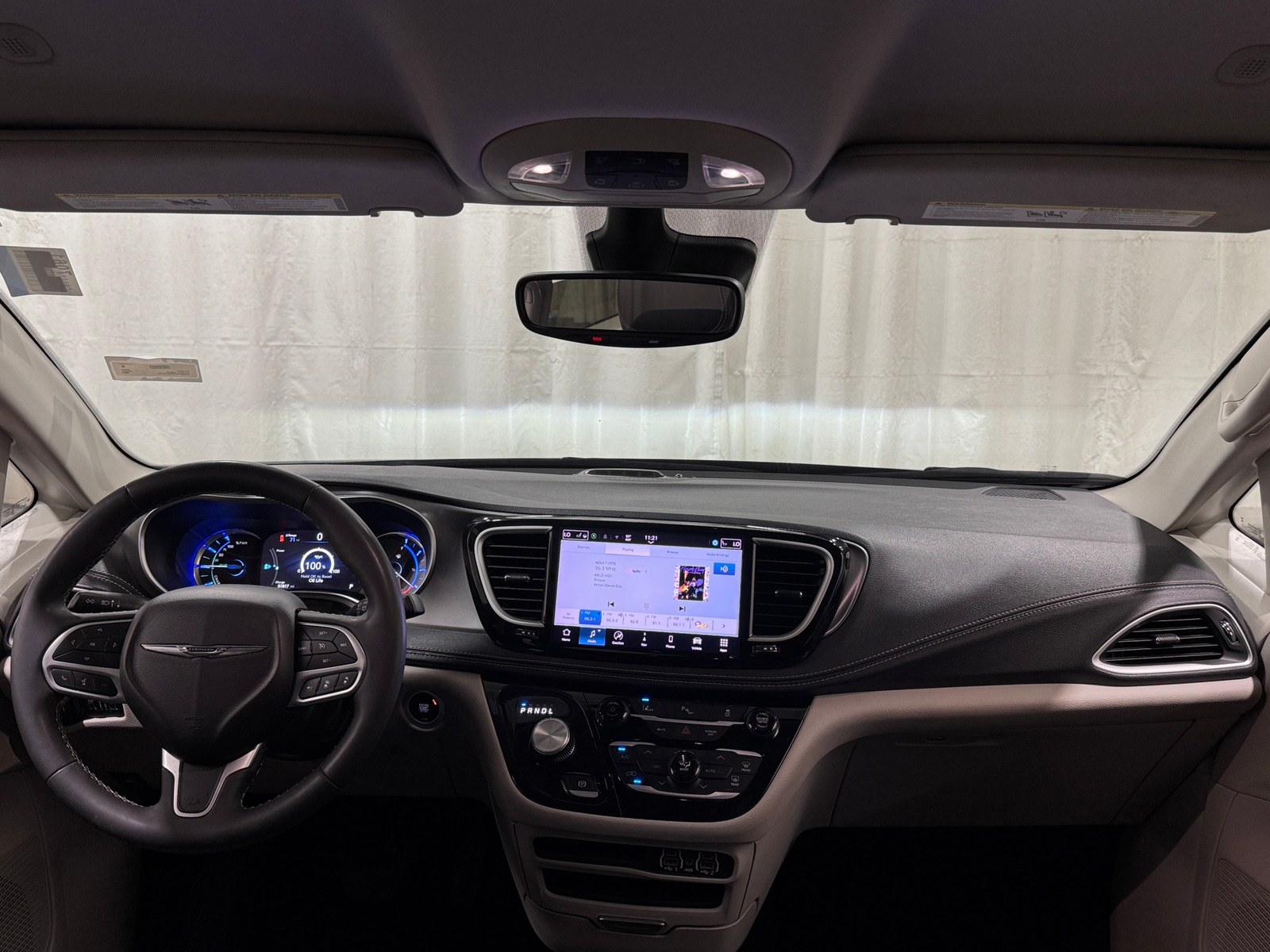 Thumbnail: 2024 Chrysler Pacifica - 2