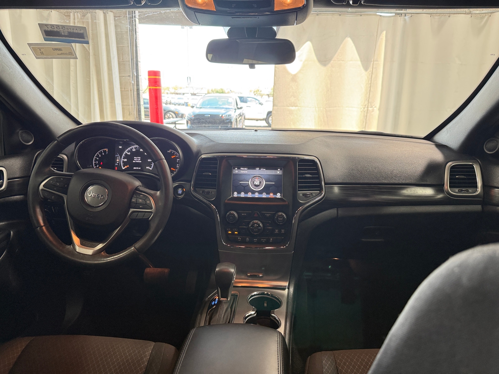 Thumbnail: 2019 Jeep Grand Cherokee - 3