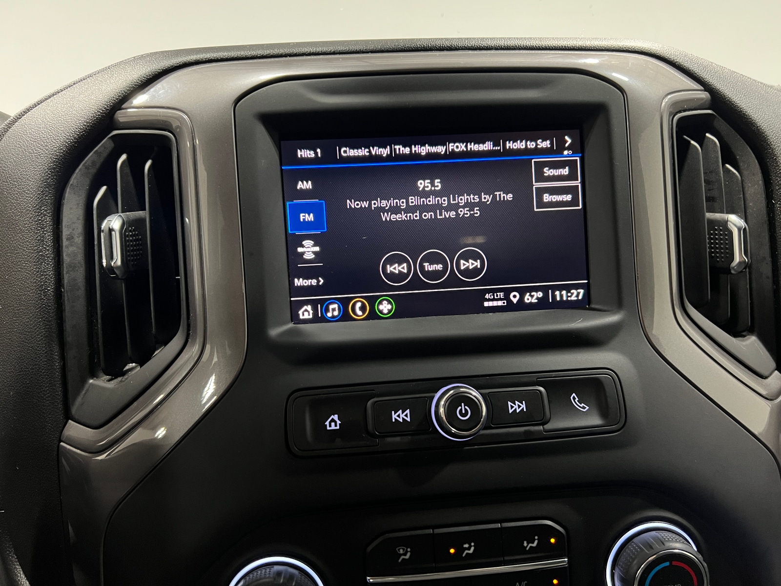 Thumbnail: 2024 Chevrolet Silverado 1500 - 4