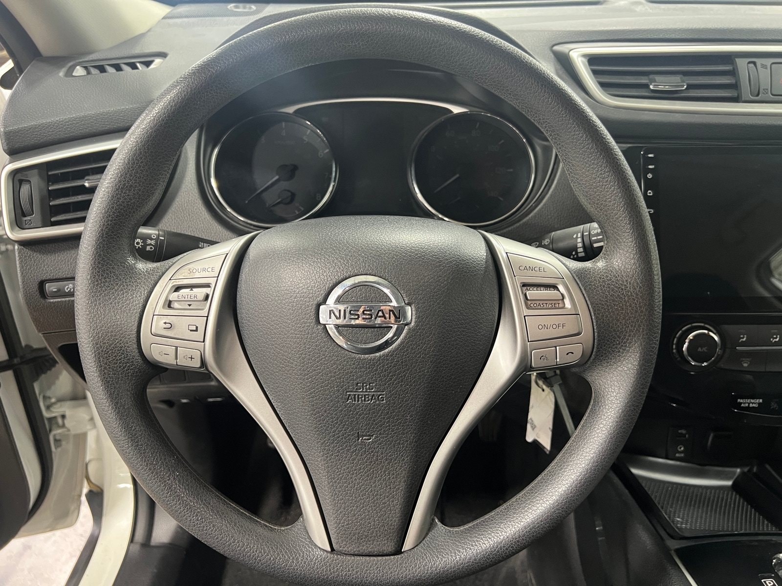 Thumbnail: 2016 Nissan Rogue - 5