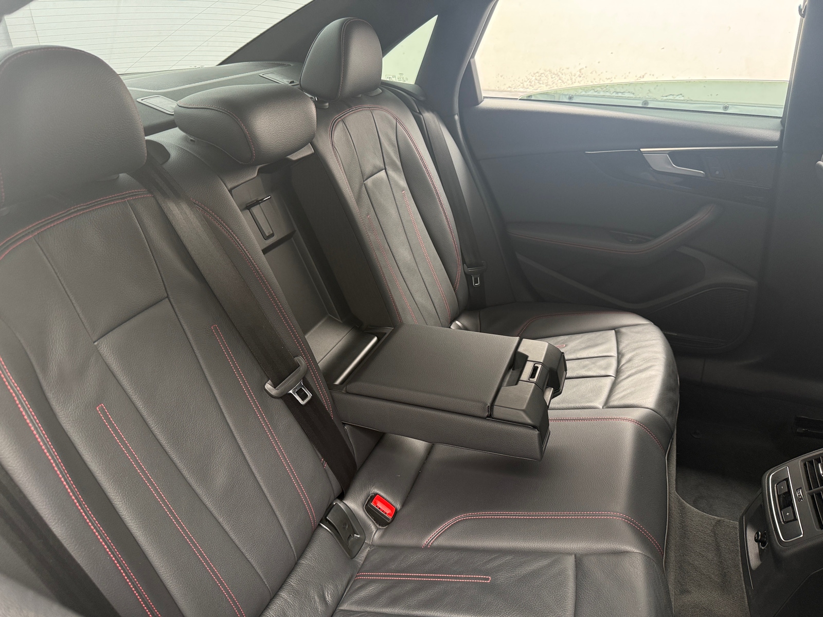 Thumbnail: 2018 Audi A4 - 5