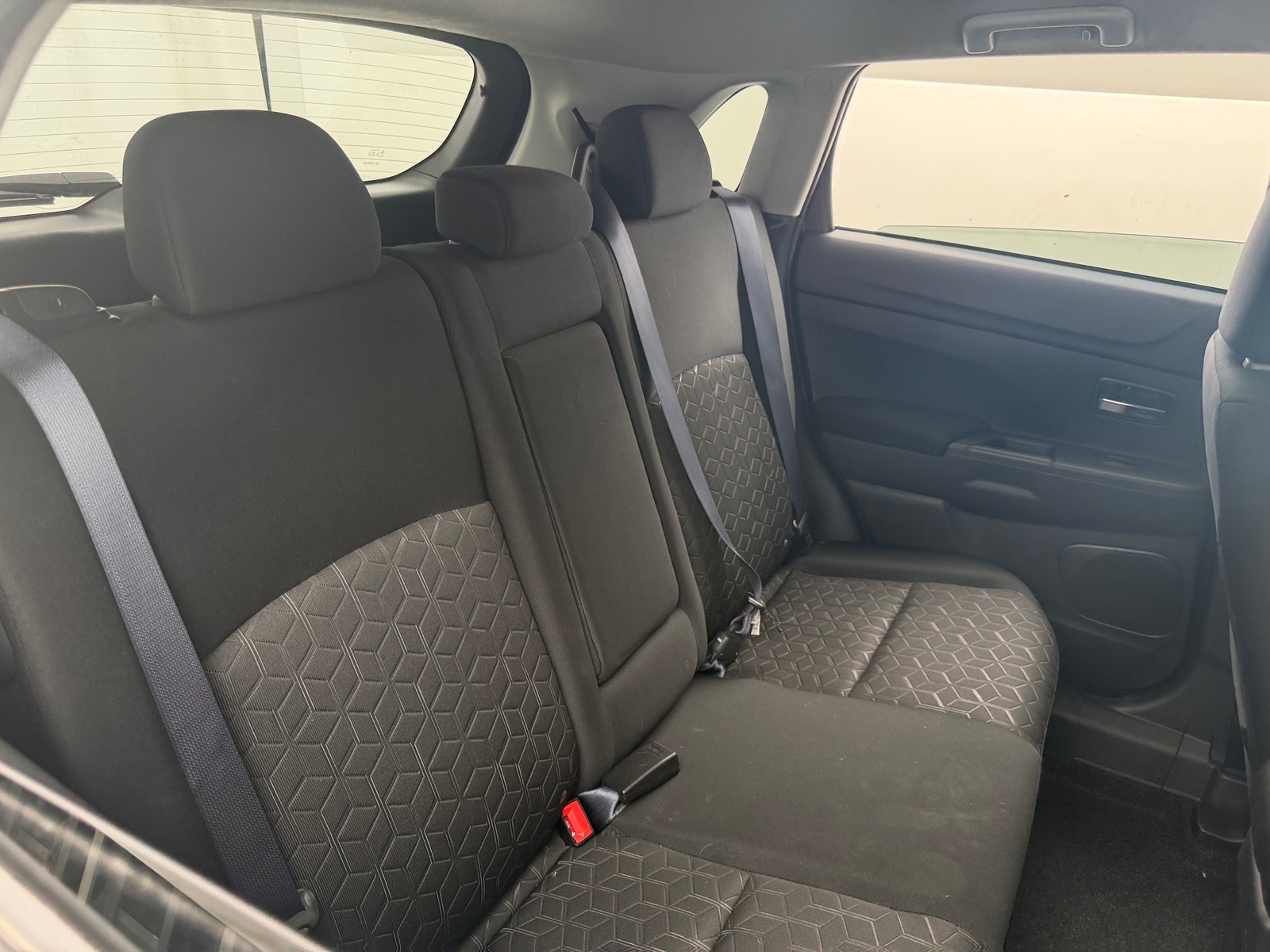Thumbnail: 2025 Mitsubishi Outlander Sport - 6