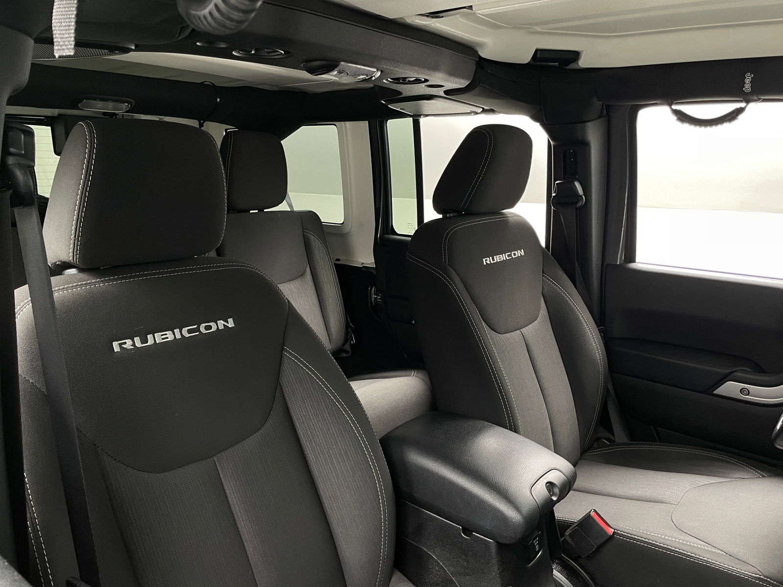 Thumbnail: 2017 Jeep Wrangler - 2