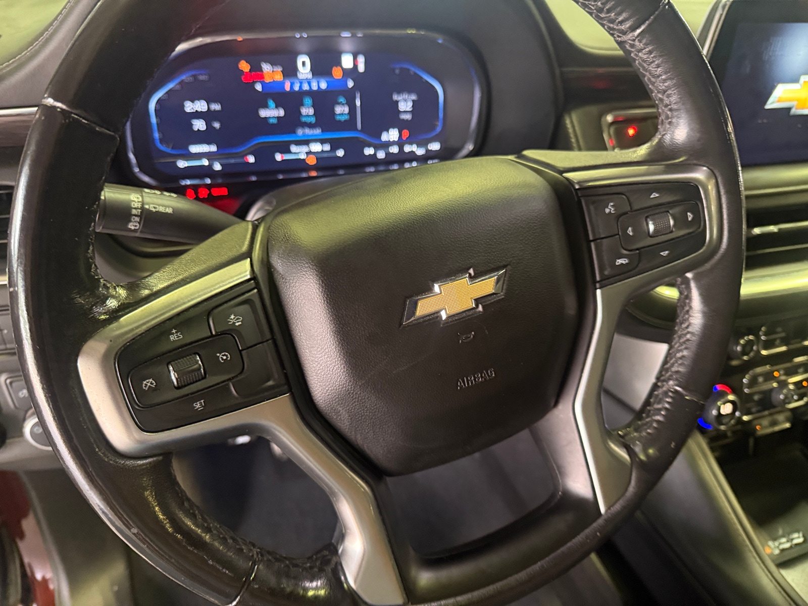 Thumbnail: 2022 Chevrolet Tahoe - 4