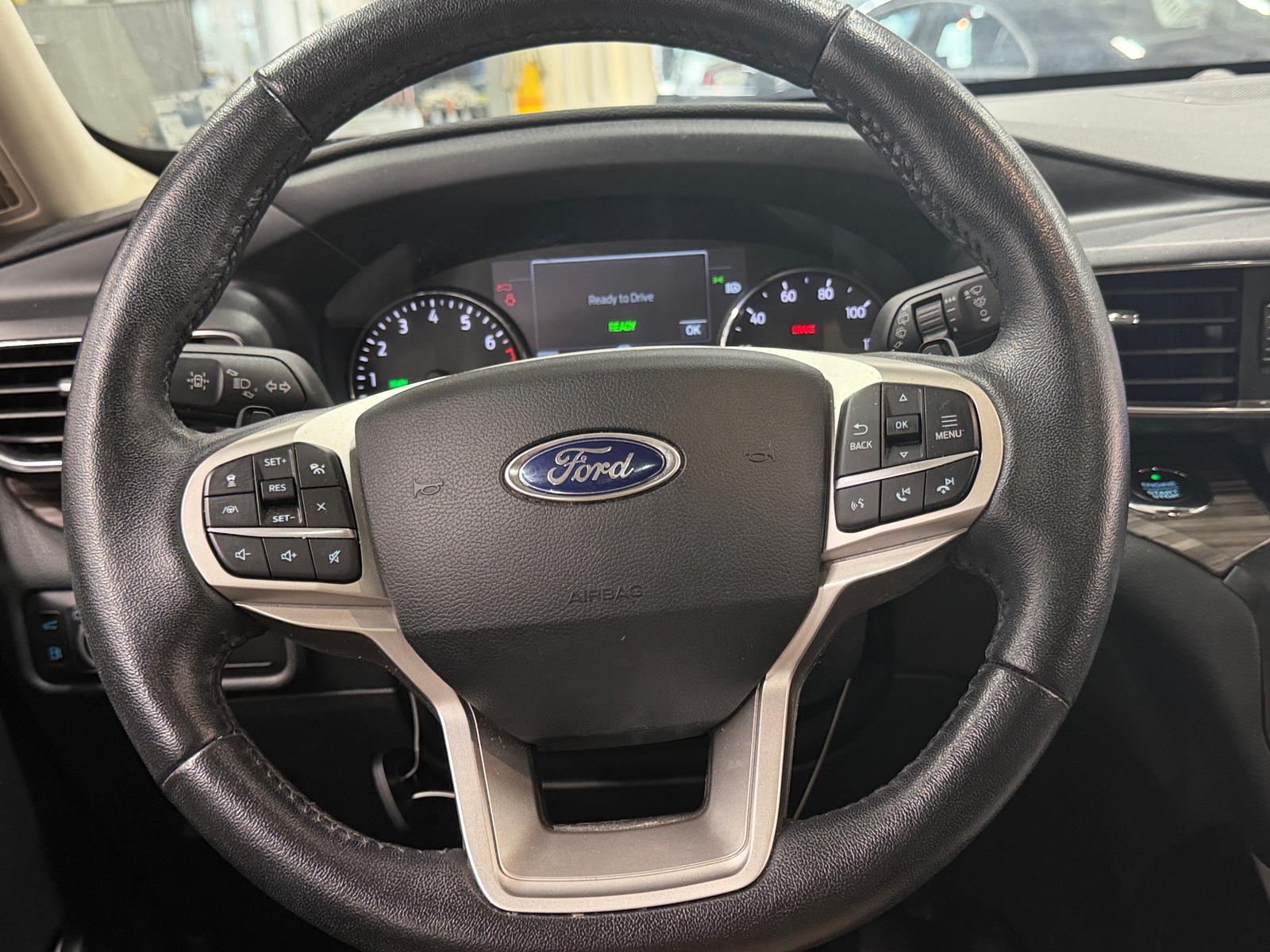 Thumbnail: 2020 Ford Explorer - 4