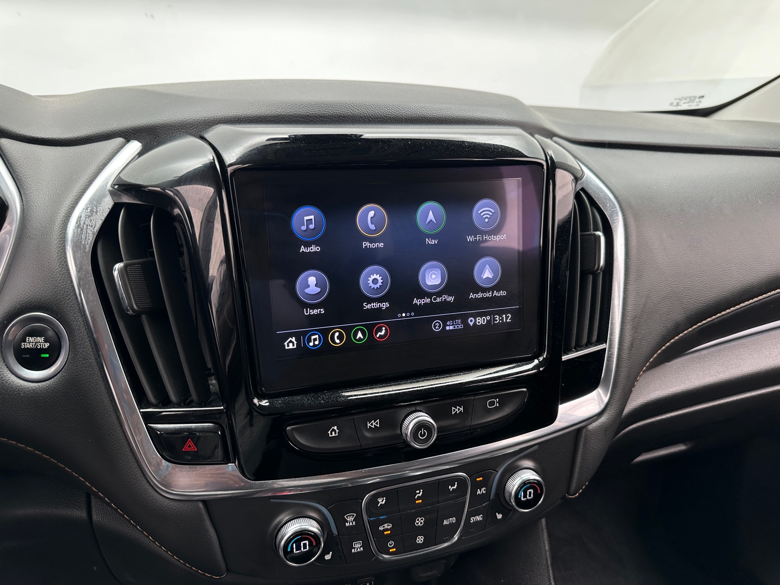 Thumbnail: 2021 Chevrolet Traverse - 3