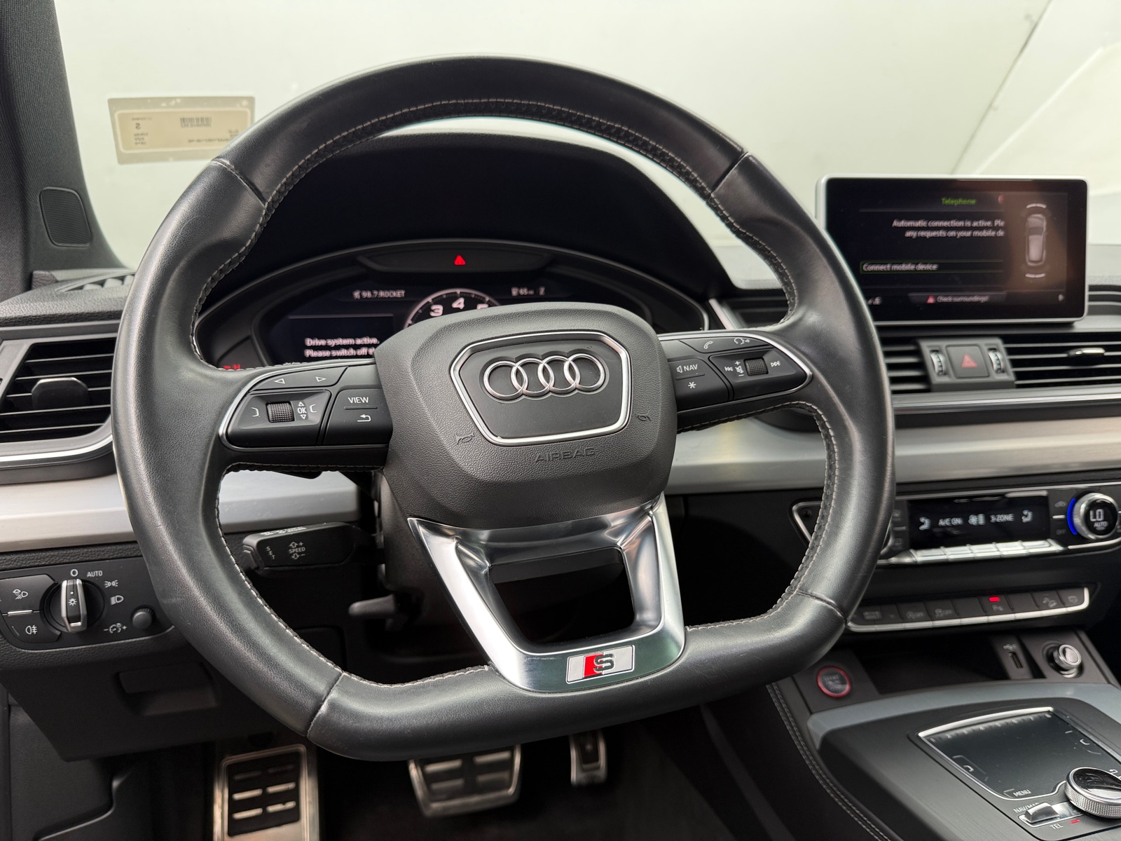 Thumbnail: 2019 Audi SQ5 - 4