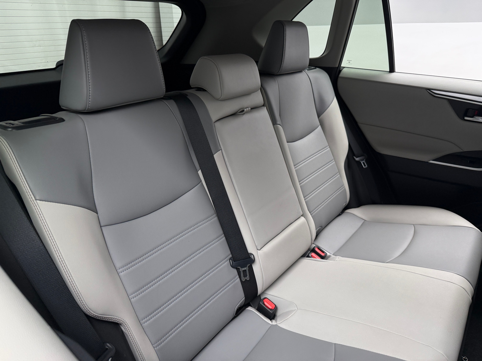 Thumbnail: 2021 Toyota RAV4 - 5