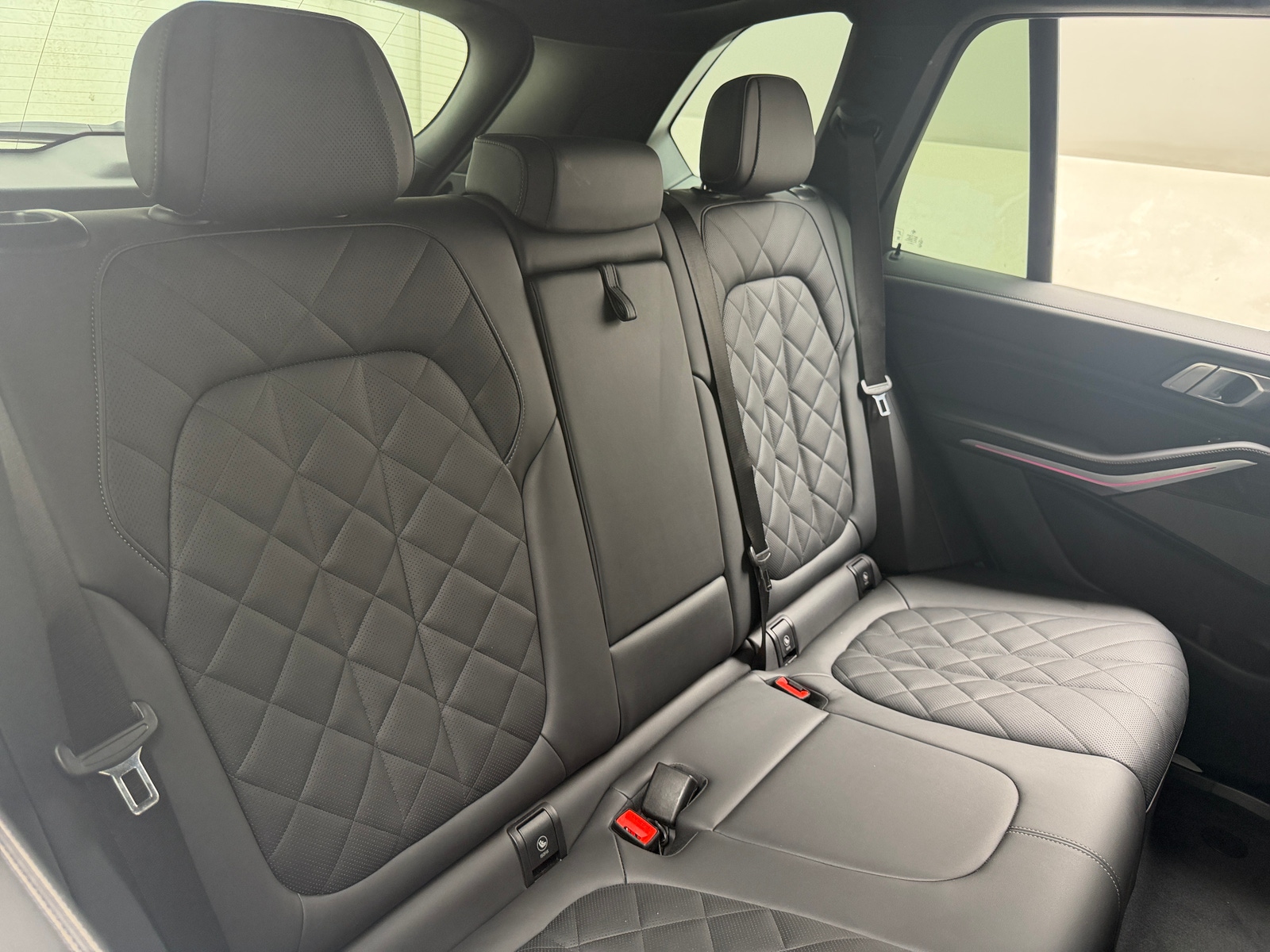 Thumbnail: 2026 BMW X5 - 5