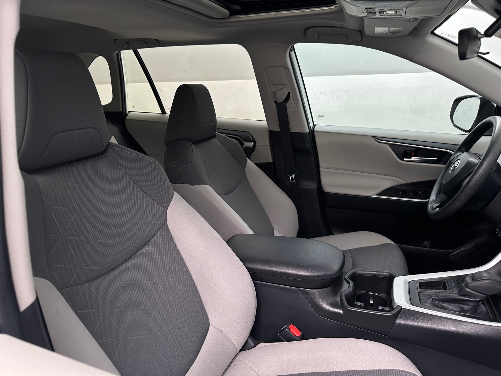 Thumbnail: 2025 Toyota RAV4 - 2