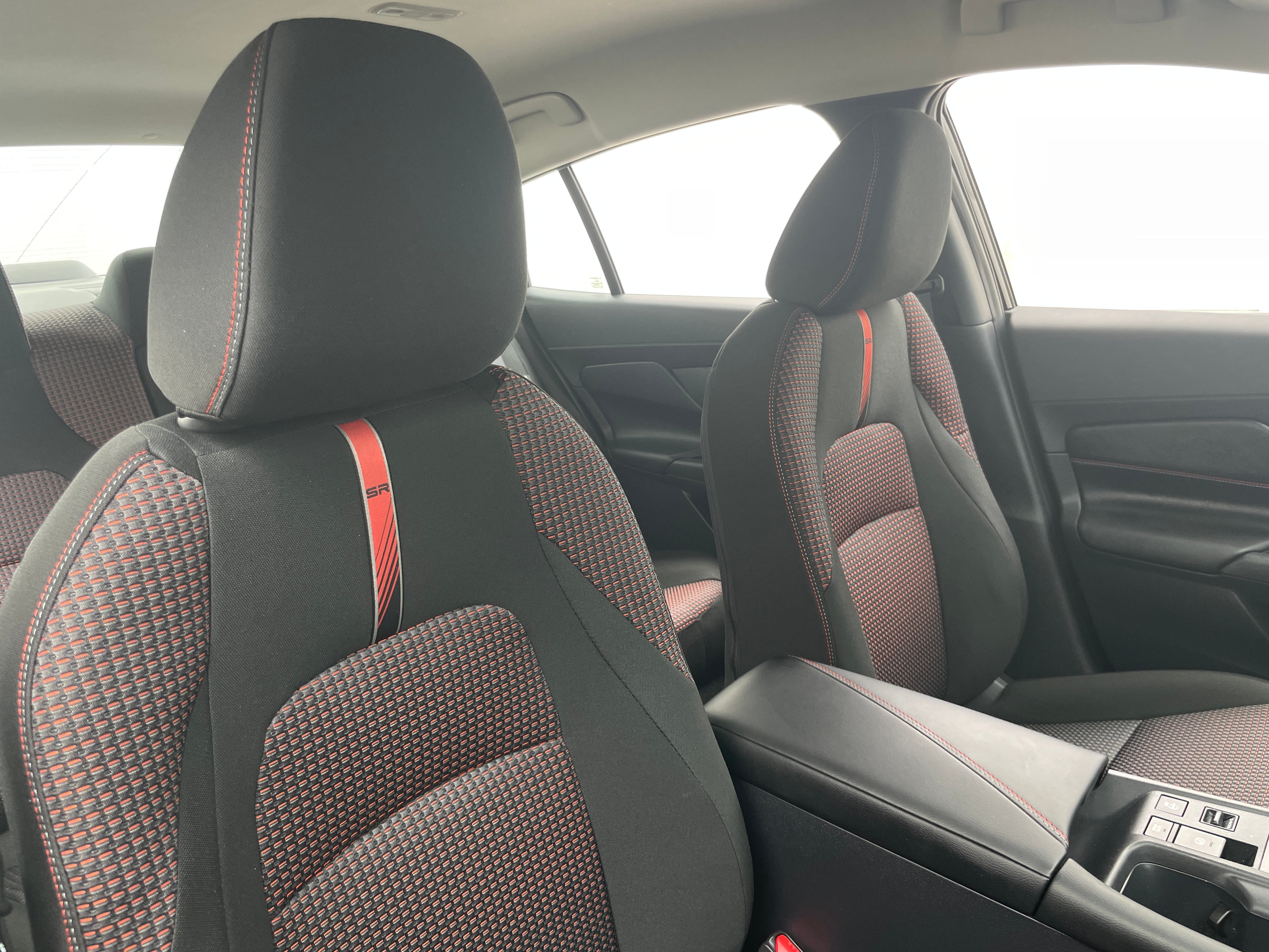 2026 Nissan Sentra SR - Photo 2