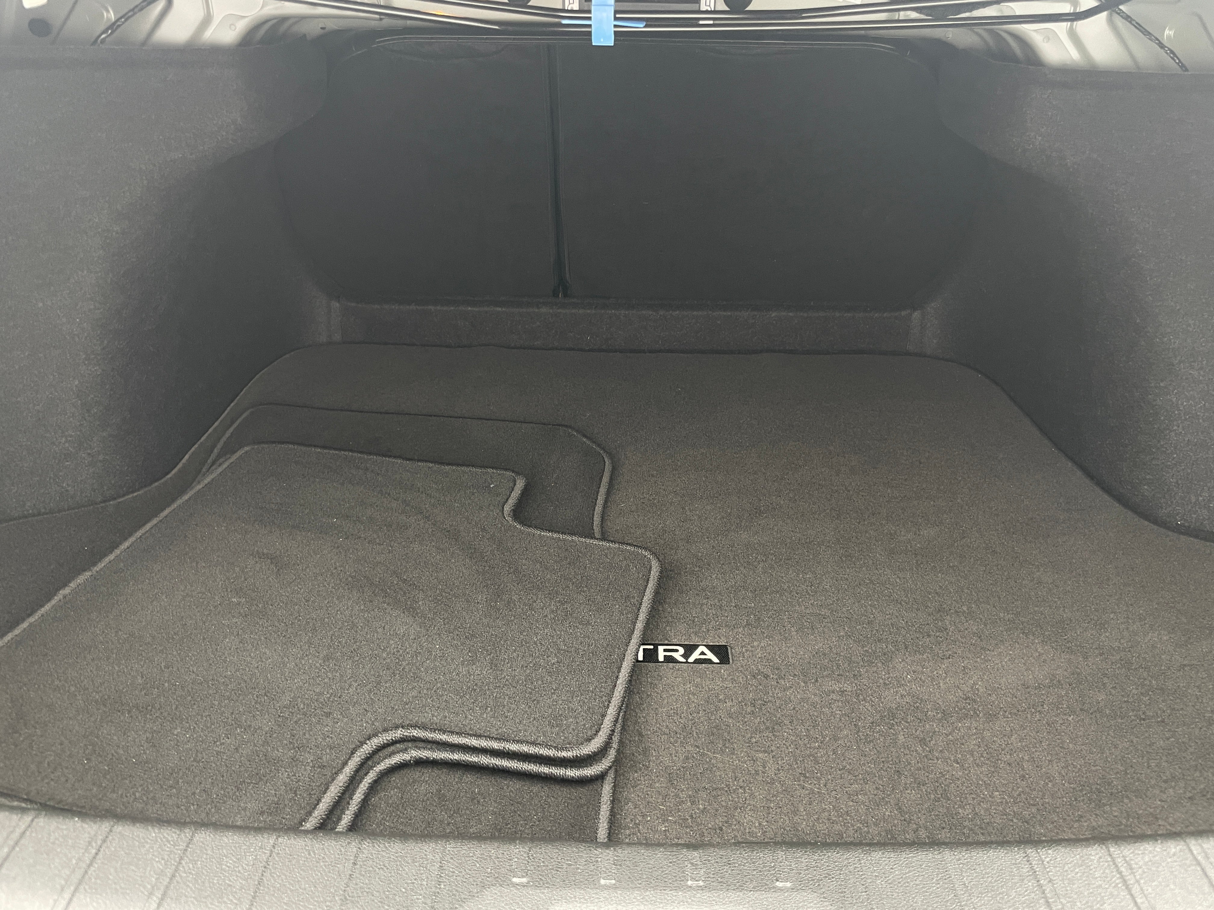 2026 Nissan Sentra SR - Photo 7