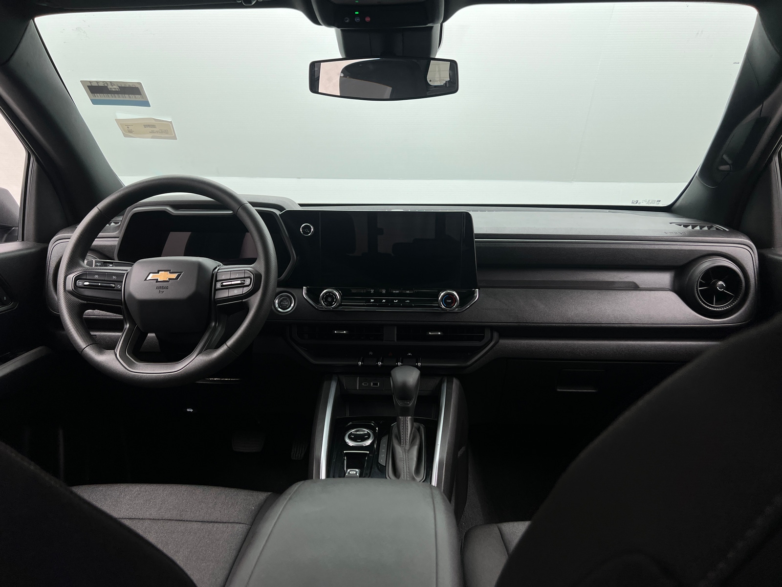 Thumbnail: 2025 Chevrolet Colorado - 3