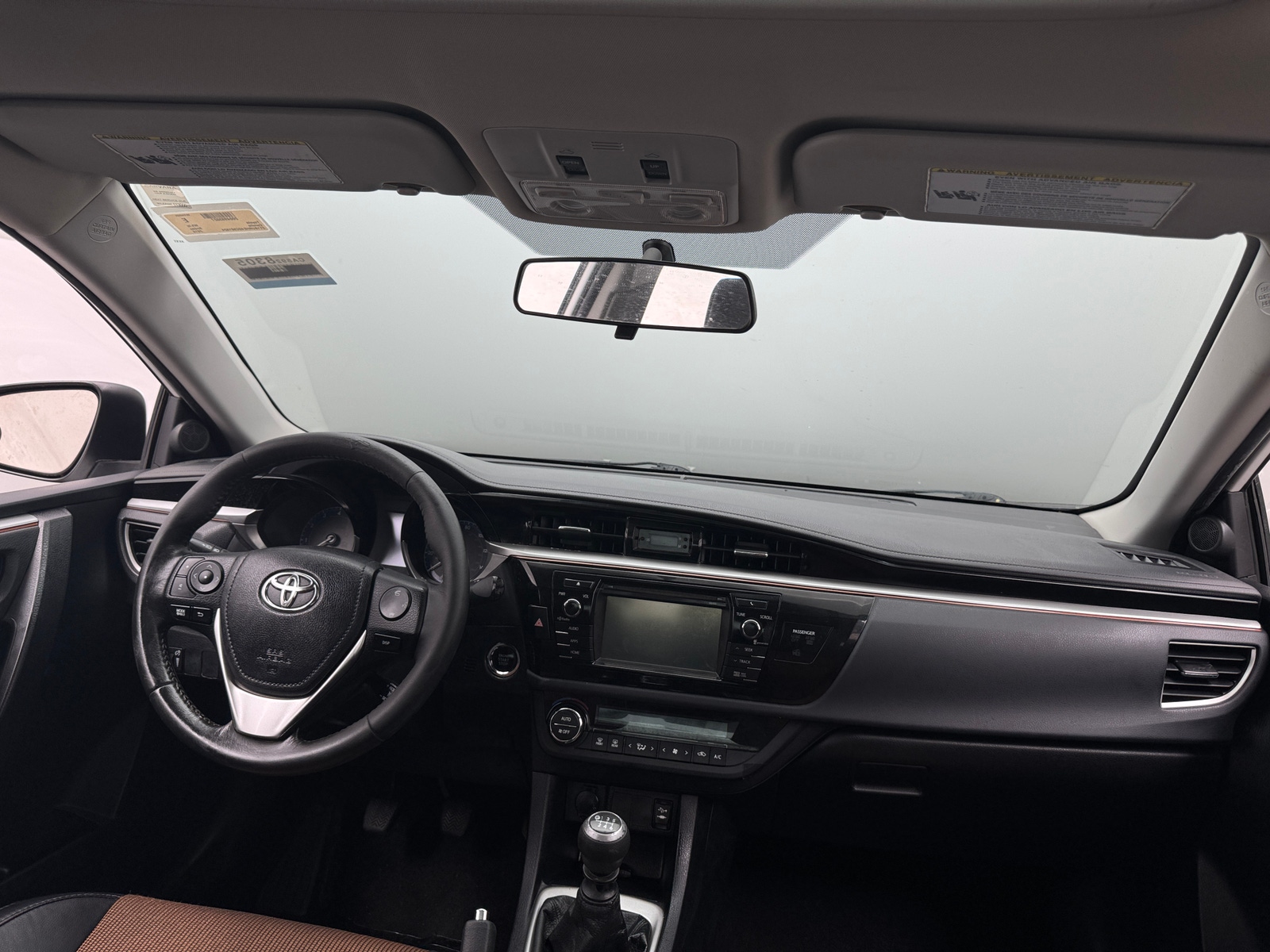 Thumbnail: 2016 Toyota Corolla - 3