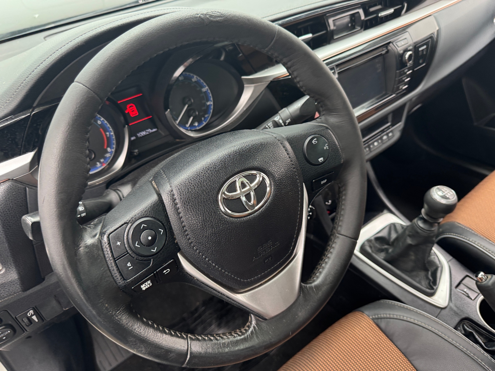 Thumbnail: 2016 Toyota Corolla - 5