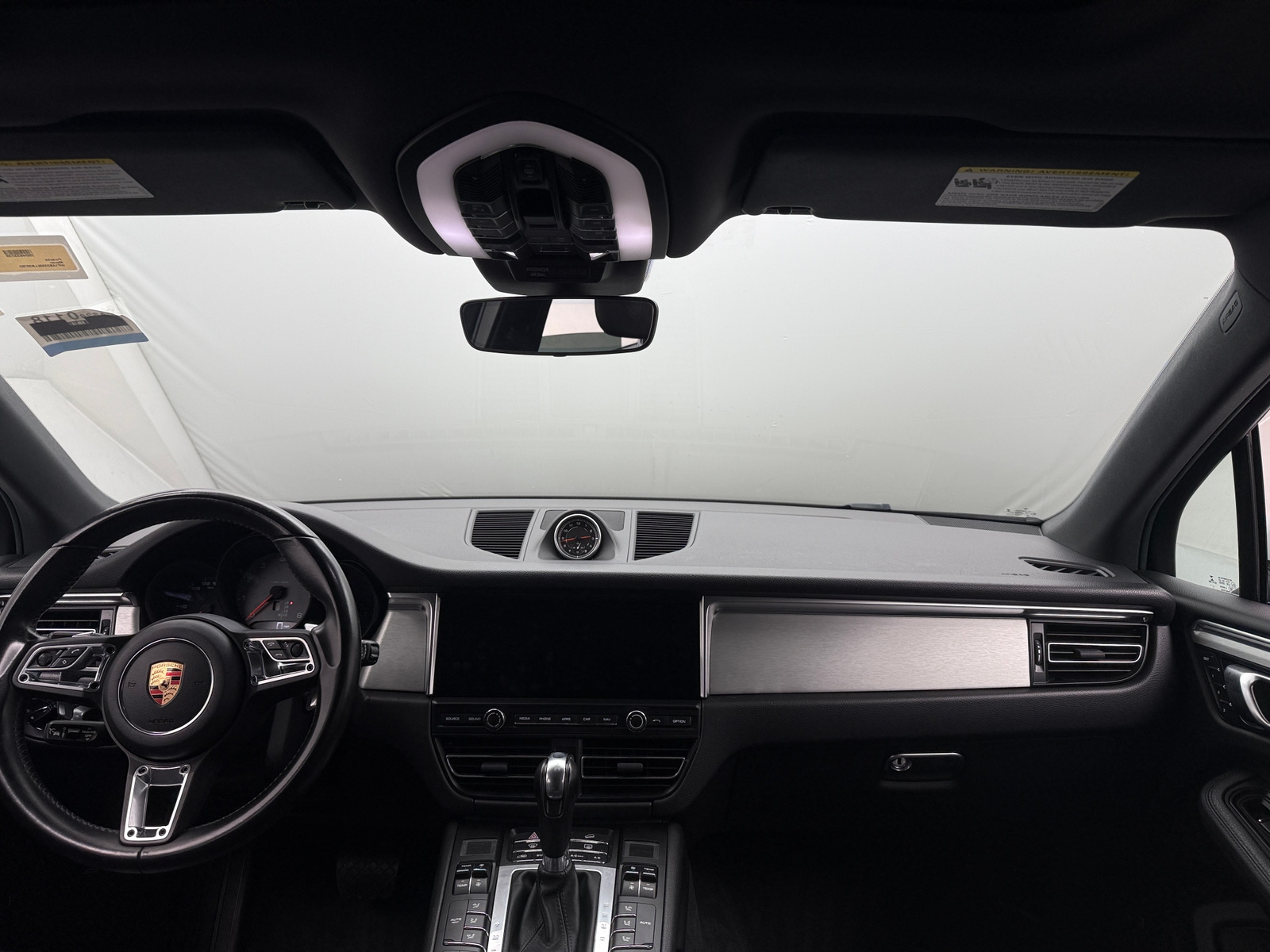 Thumbnail: 2020 Porsche Macan - 2