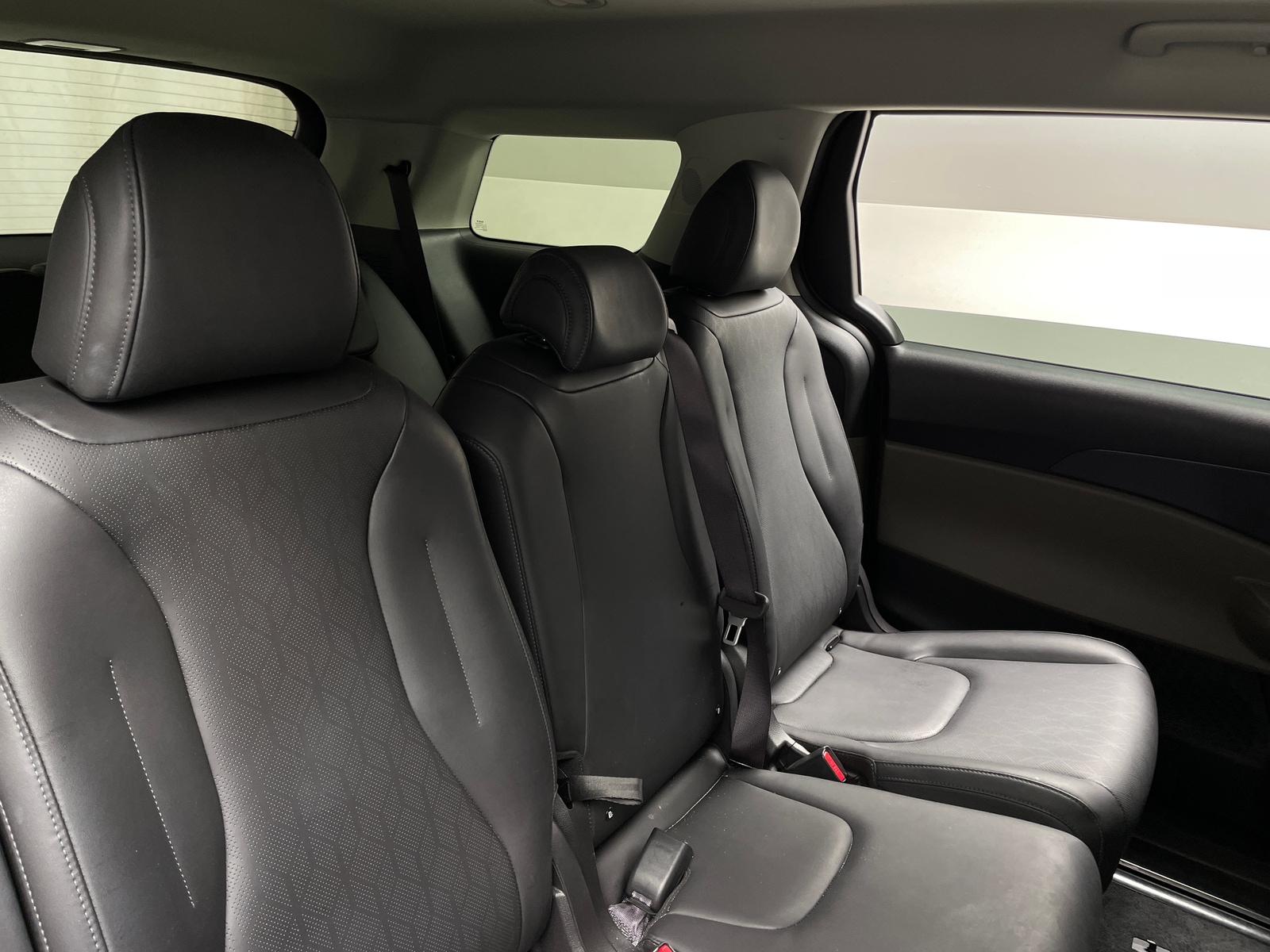 Thumbnail: 2026 Kia Carnival - 5