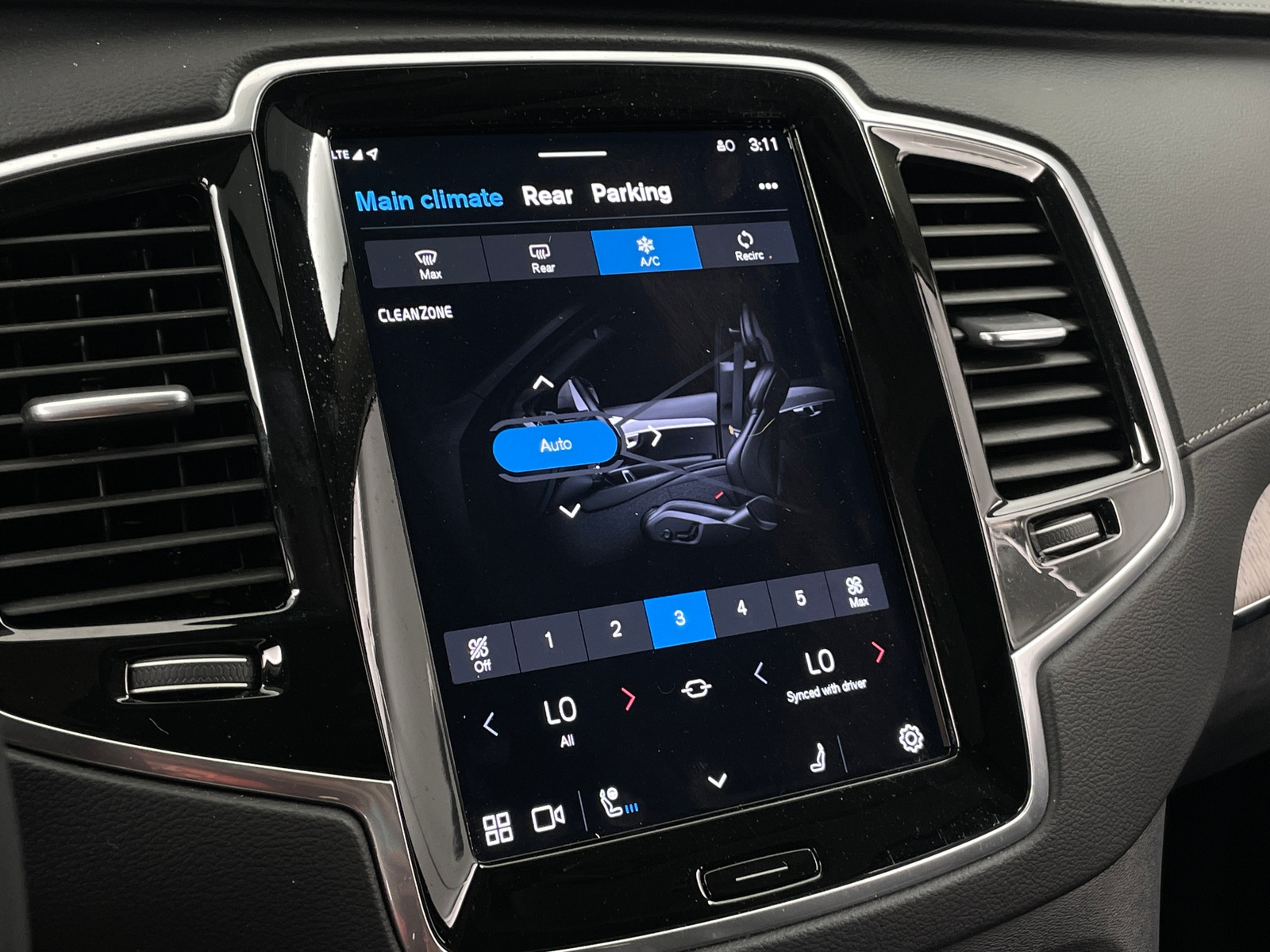 Thumbnail: 2024 Volvo XC90 - 3