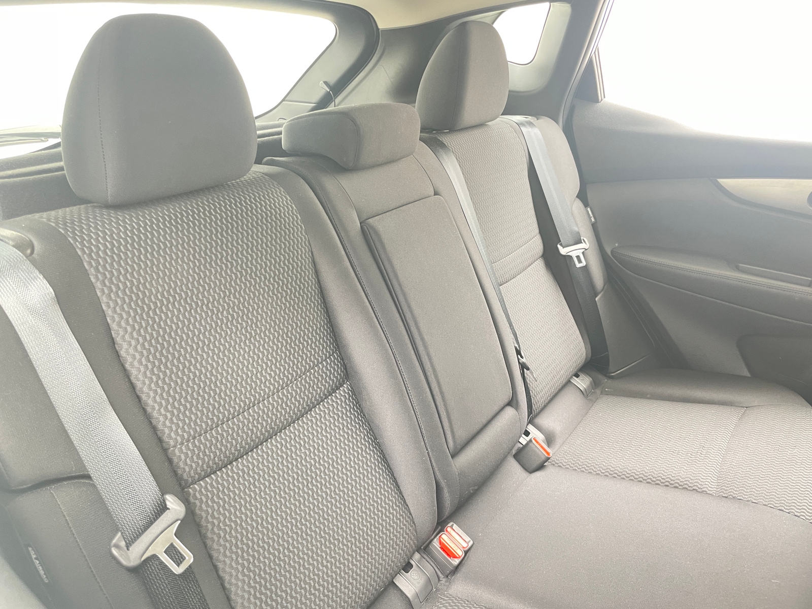 Thumbnail: 2020 Nissan Rogue Sport - 6