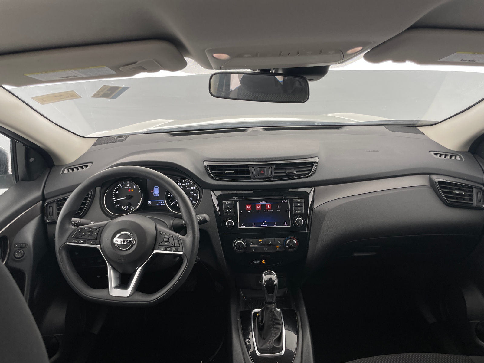 Thumbnail: 2020 Nissan Rogue Sport - 3
