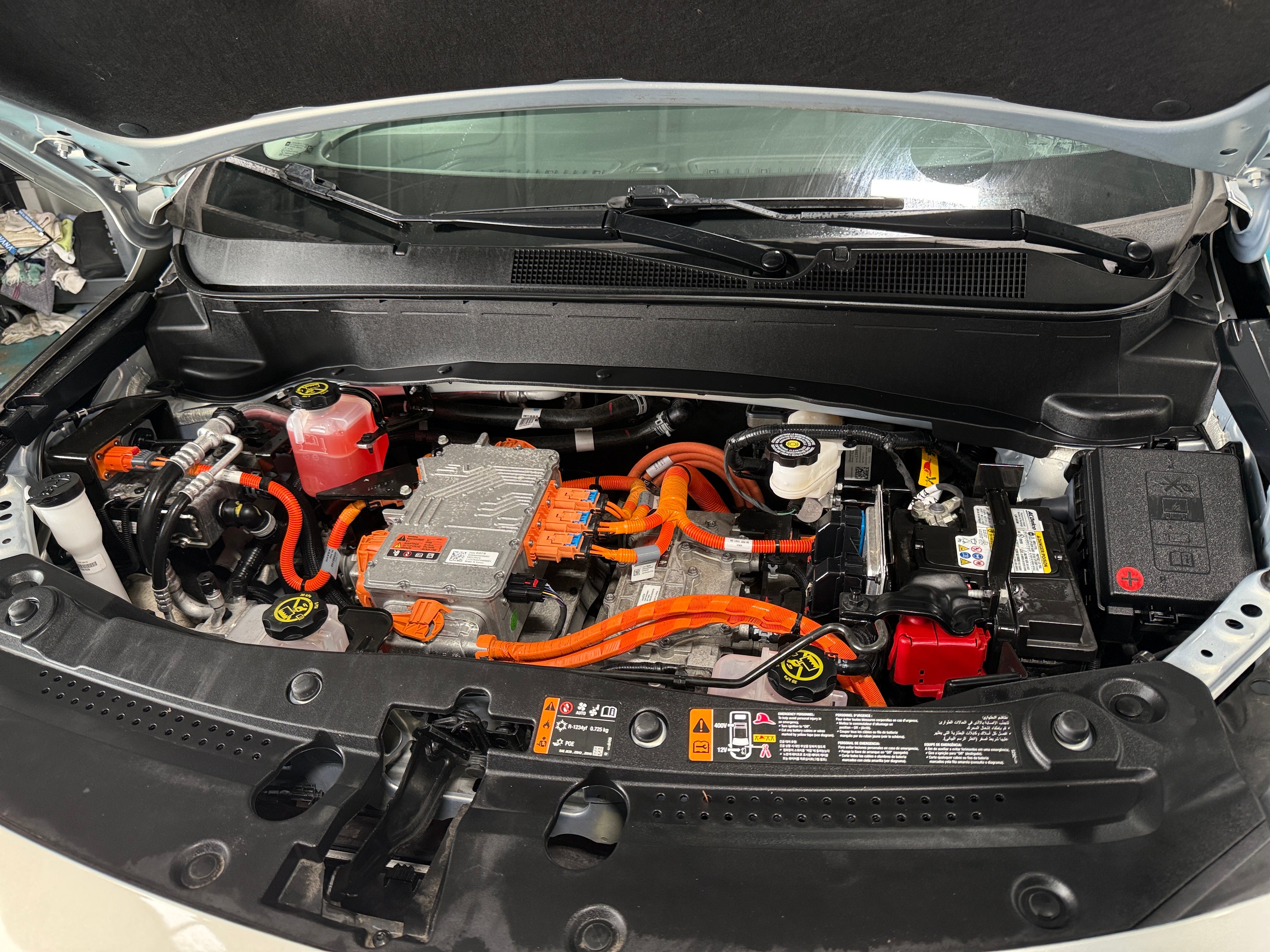 Used 2023 Chevrolet Bolt EUV LT with VIN 1G1FY6S07P4137418 for sale in Oak Creek, WI