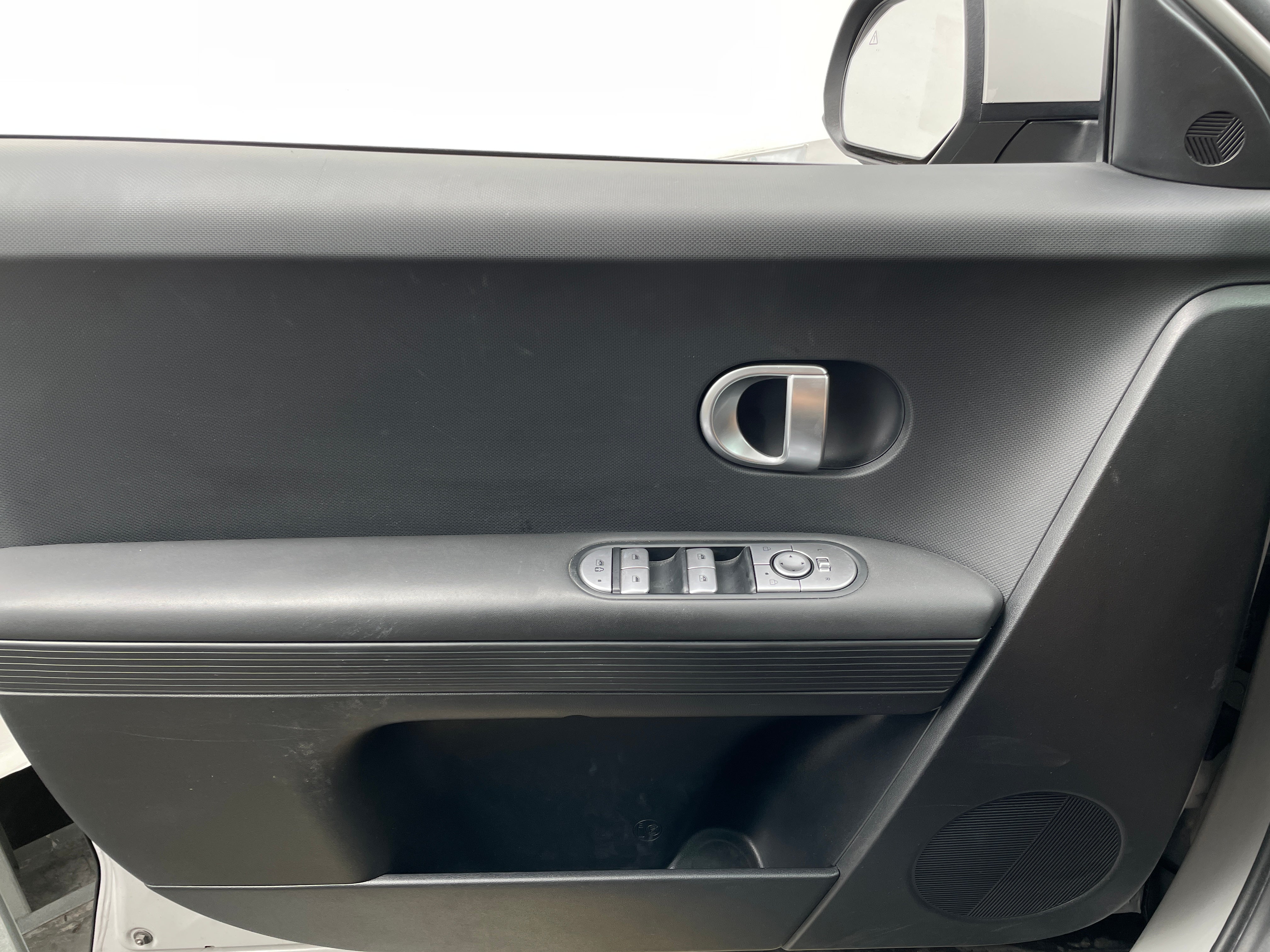 Used 2024 Hyundai IONIQ 5 SEL with VIN KM8KNDDF7RU293767 for sale in Auburn, WA