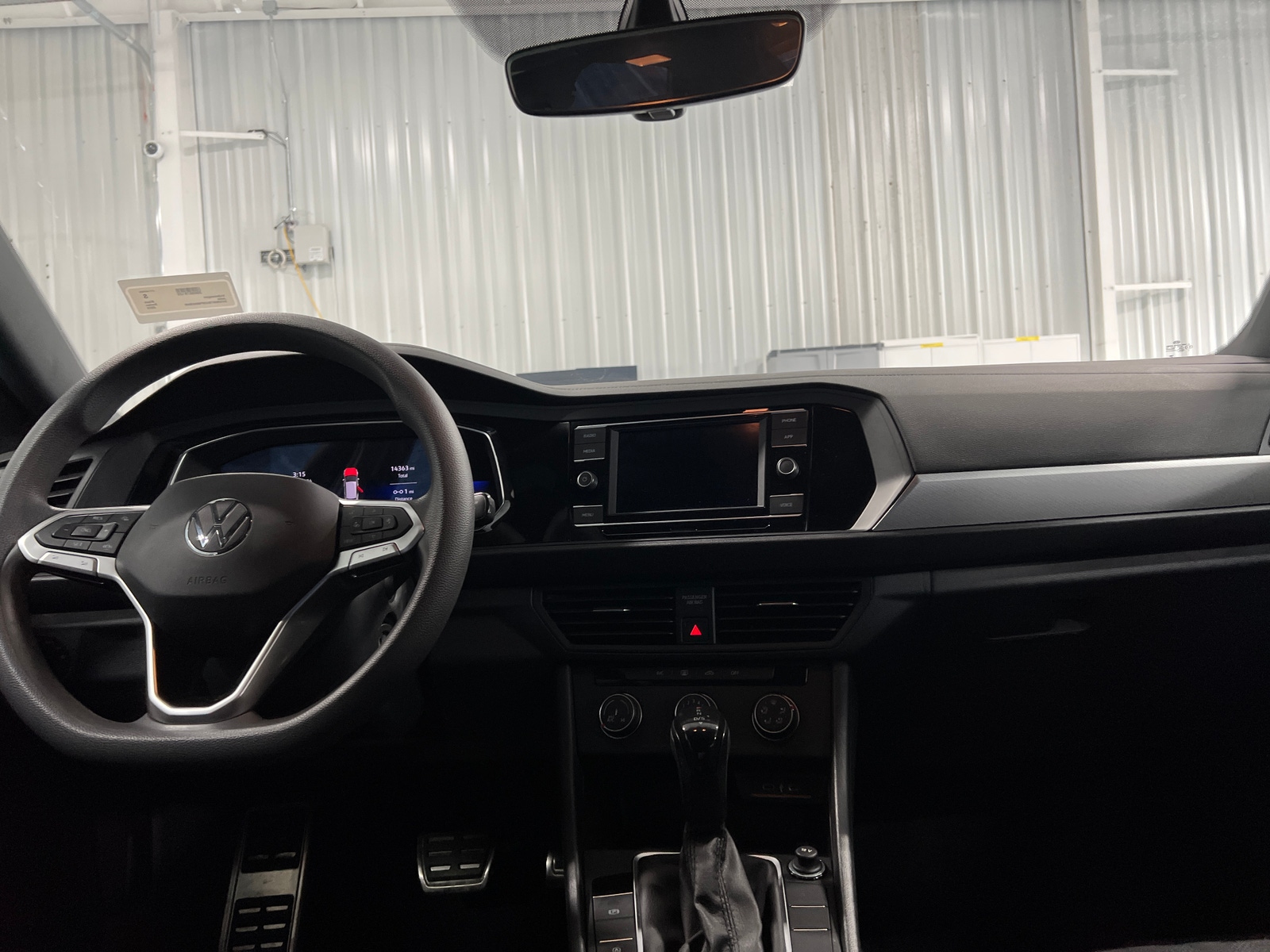 Thumbnail: 2023 Volkswagen Jetta - 3