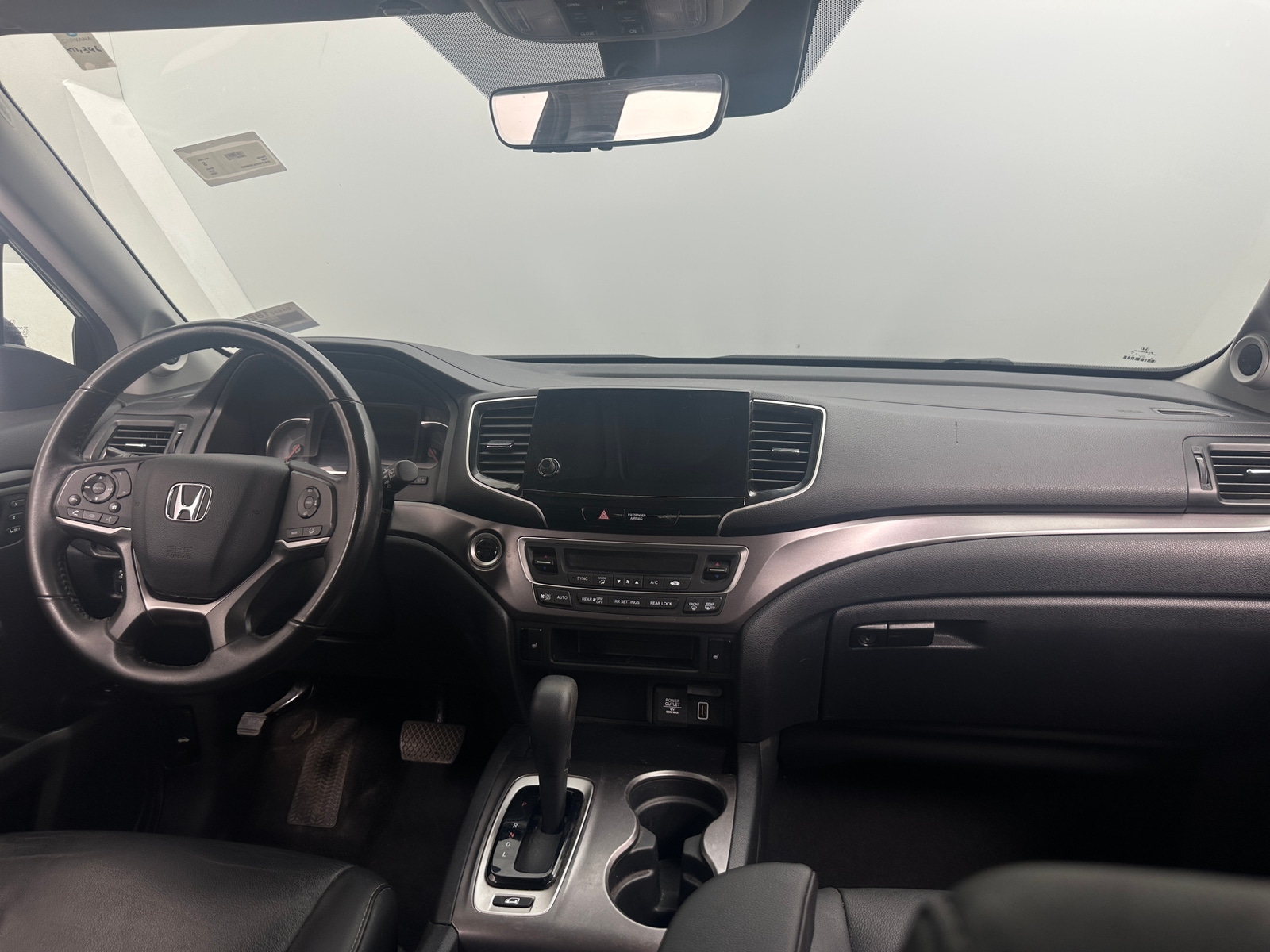 Thumbnail: 2020 Honda Pilot - 2
