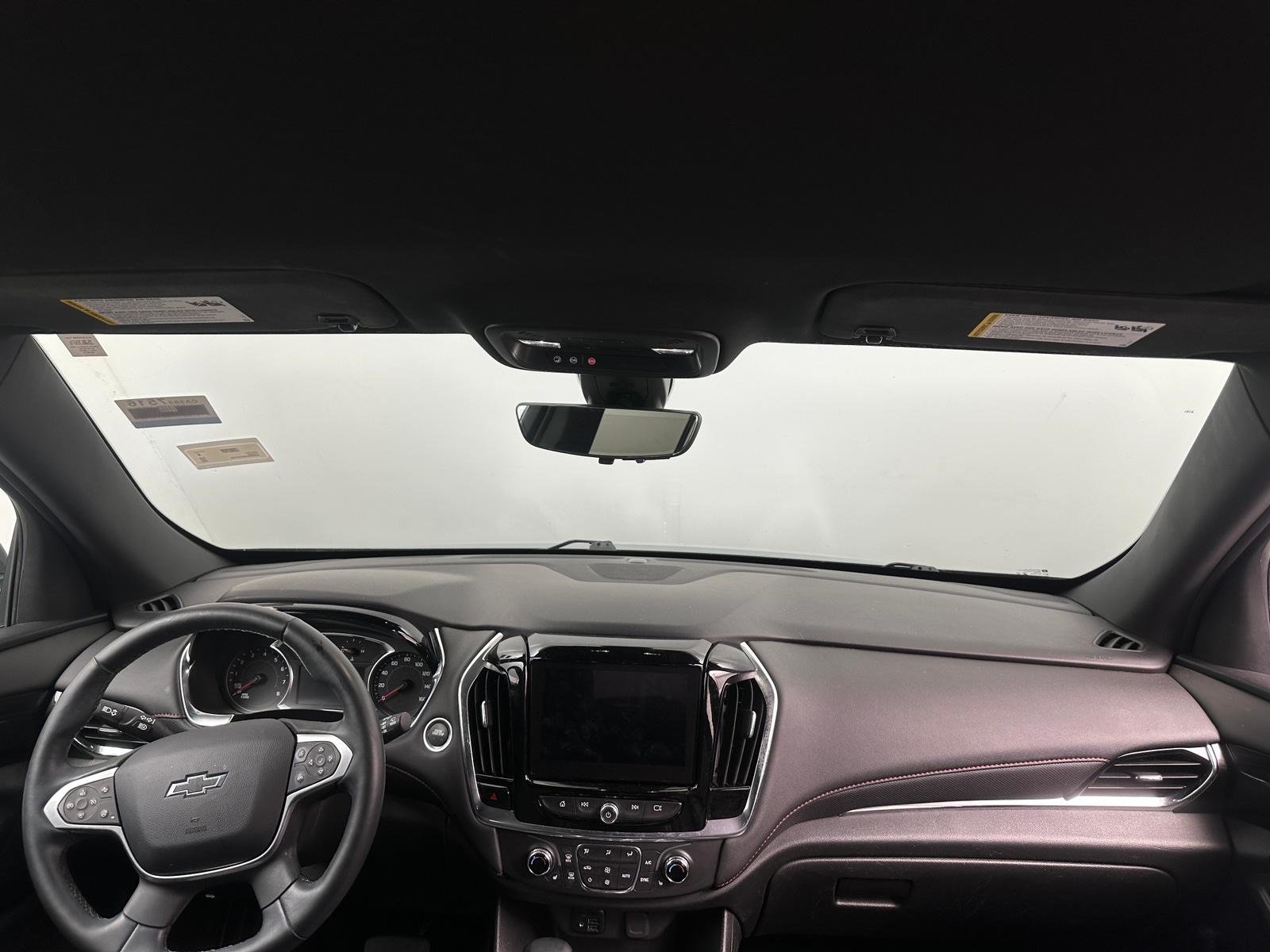 Thumbnail: 2023 Chevrolet Traverse - 2