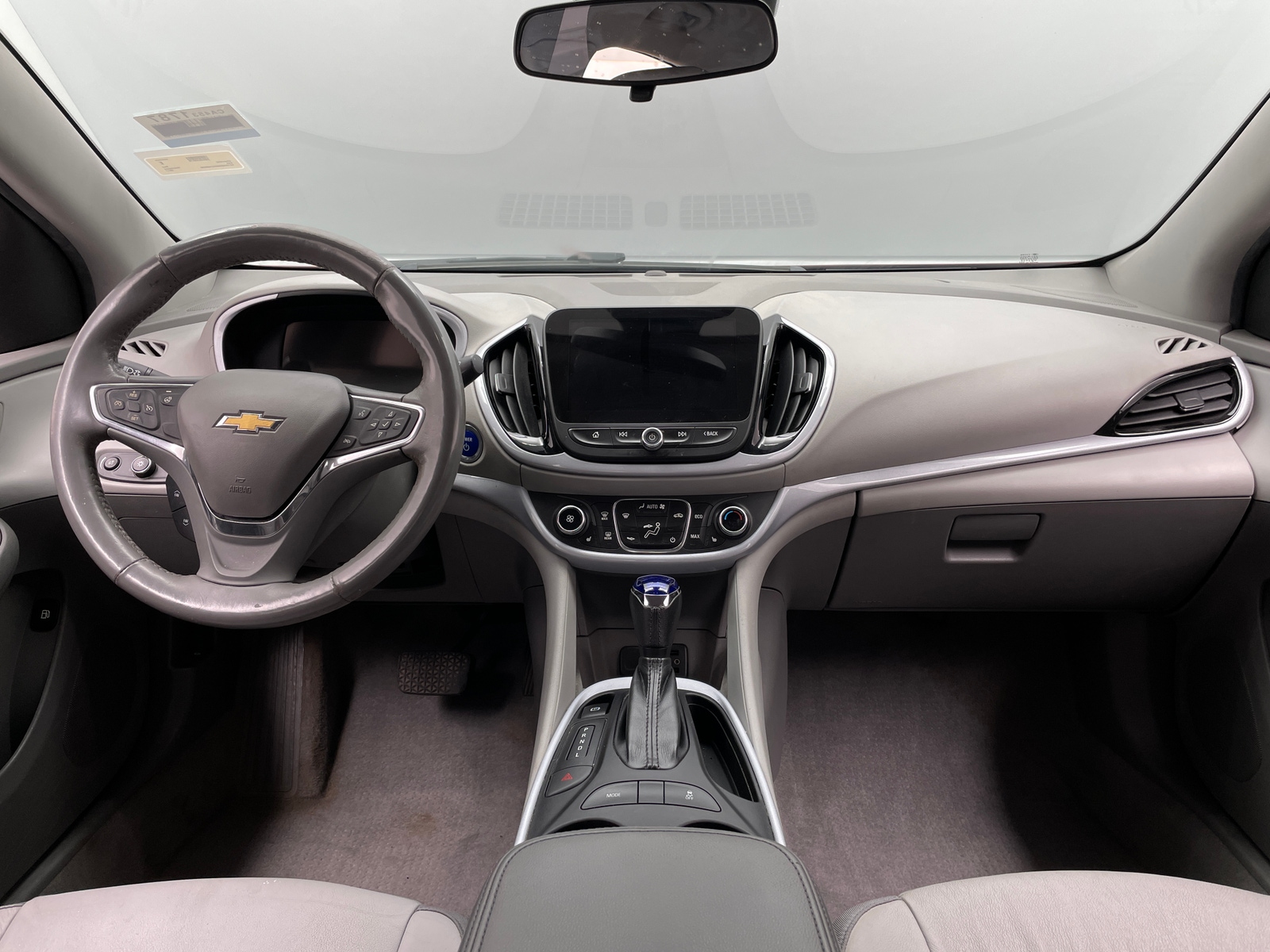 Thumbnail: 2017 Chevrolet Volt - 2