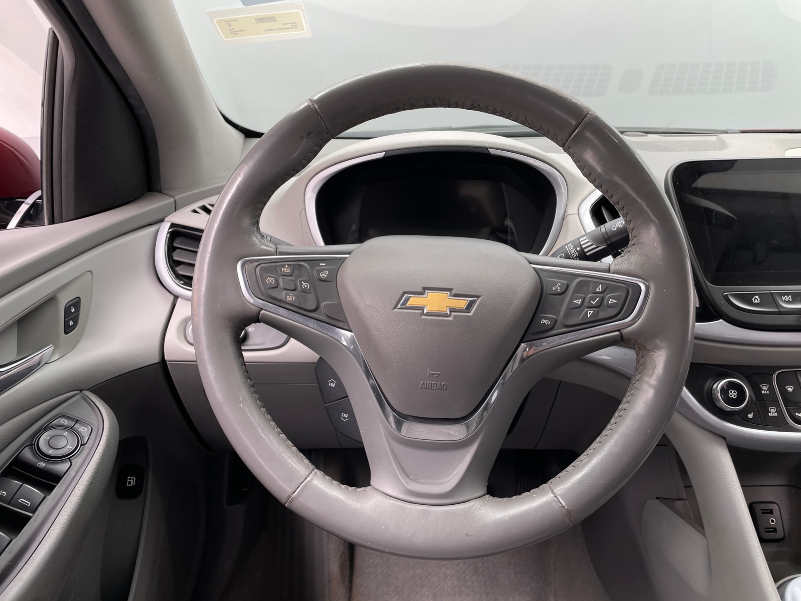 Thumbnail: 2017 Chevrolet Volt - 4